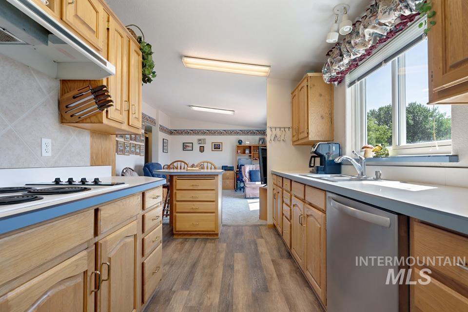 5655 SE 4th Ave., New Plymouth, Idaho 83655, 3 Bedrooms, 2 Bathrooms, Residential For Sale, Price $749,000, 98951440