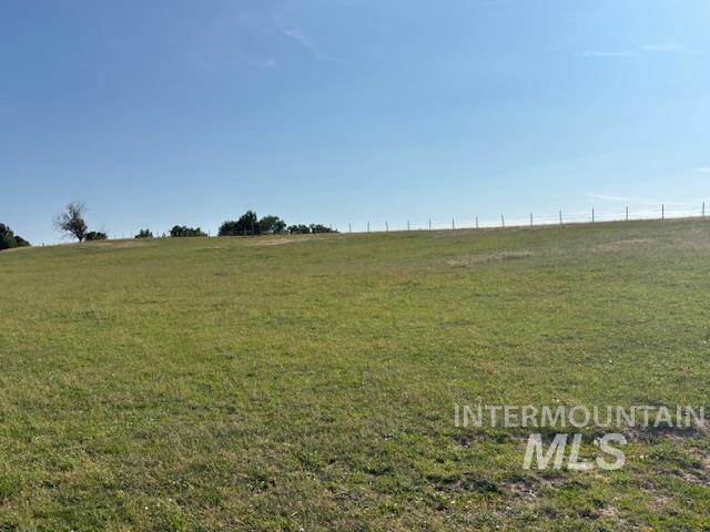 5655 SE 4th Ave., New Plymouth, Idaho 83655, 3 Bedrooms, 2 Bathrooms, Residential For Sale, Price $749,000, 98951440