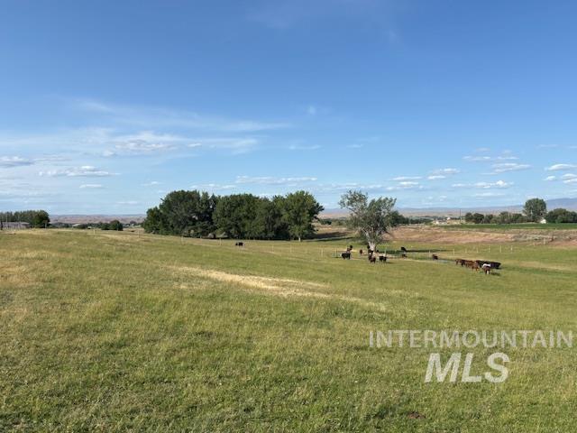 5655 SE 4th Ave., New Plymouth, Idaho 83655, 3 Bedrooms, 2 Bathrooms, Residential For Sale, Price $749,000, 98951440