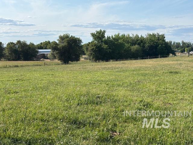 5655 SE 4th Ave., New Plymouth, Idaho 83655, 3 Bedrooms, 2 Bathrooms, Residential For Sale, Price $749,000, 98951440