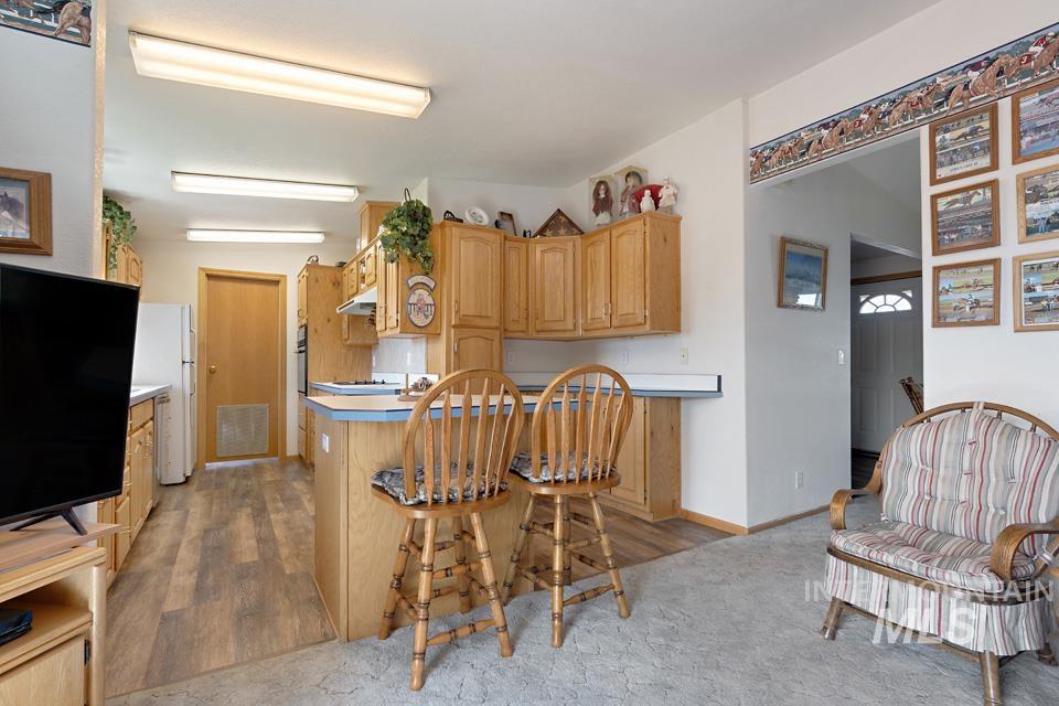 5655 SE 4th Ave., New Plymouth, Idaho 83655, 3 Bedrooms, 2 Bathrooms, Residential For Sale, Price $749,000, 98951440