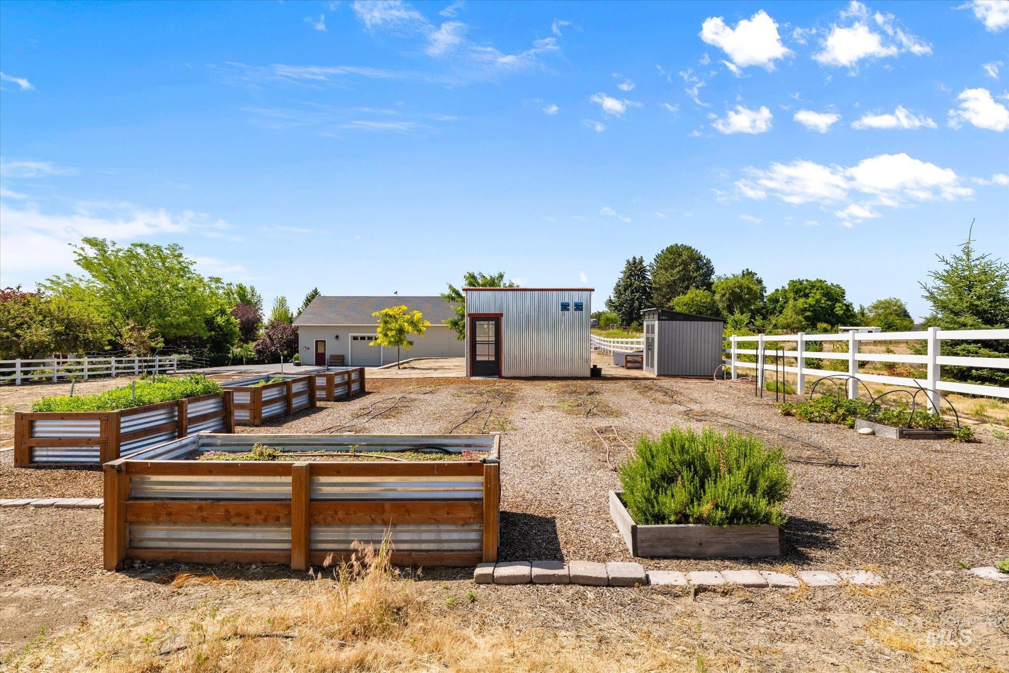 23363 Tundra Ct, Caldwell, Idaho 83607, 5 Bedrooms, 3.5 Bathrooms, Residential For Sale, Price $1,099,000, 98951454