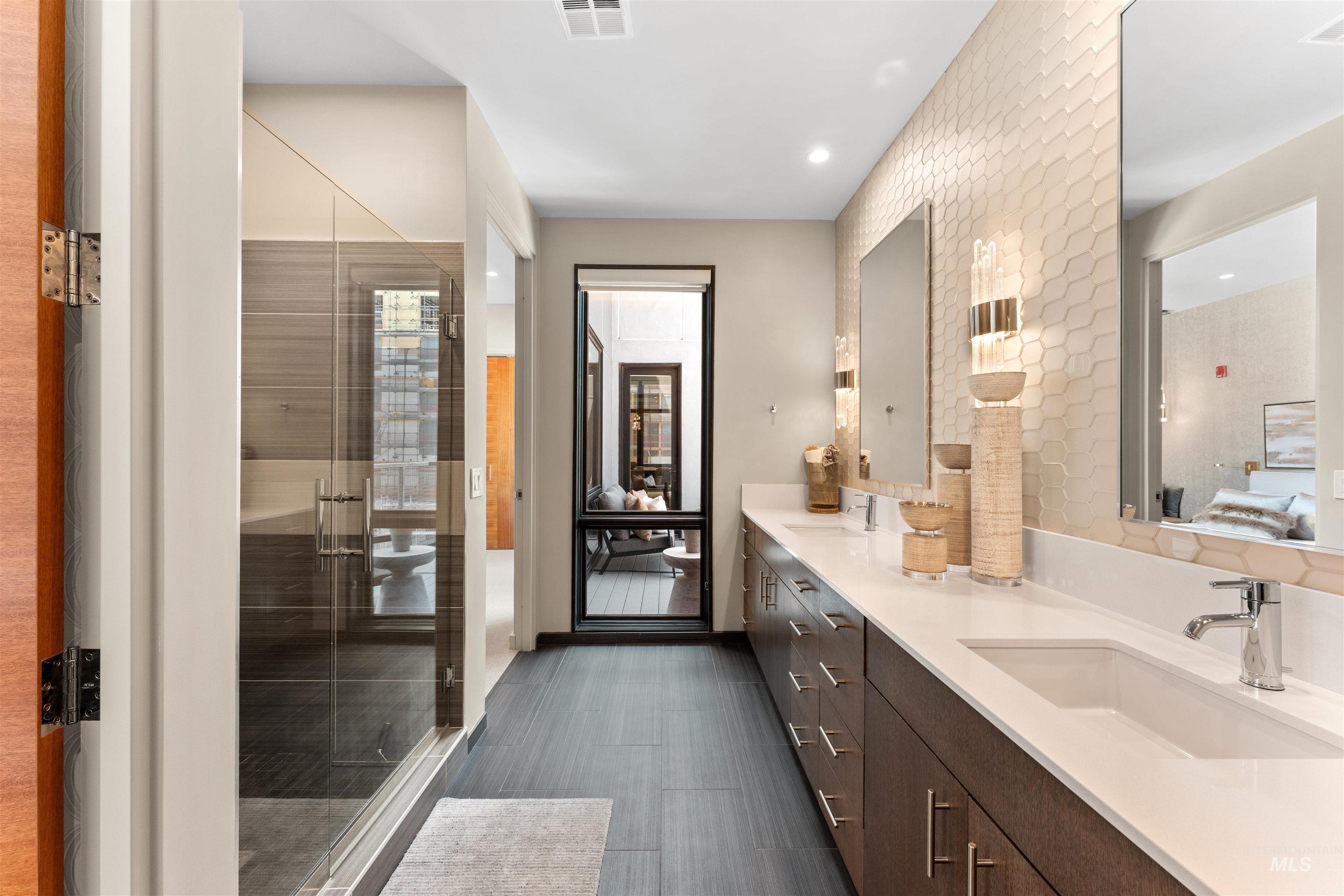 119 S 10th, Boise, Idaho 83702, 3 Bedrooms, 2.5 Bathrooms, Residential For Sale, Price $1,850,000, 98951459