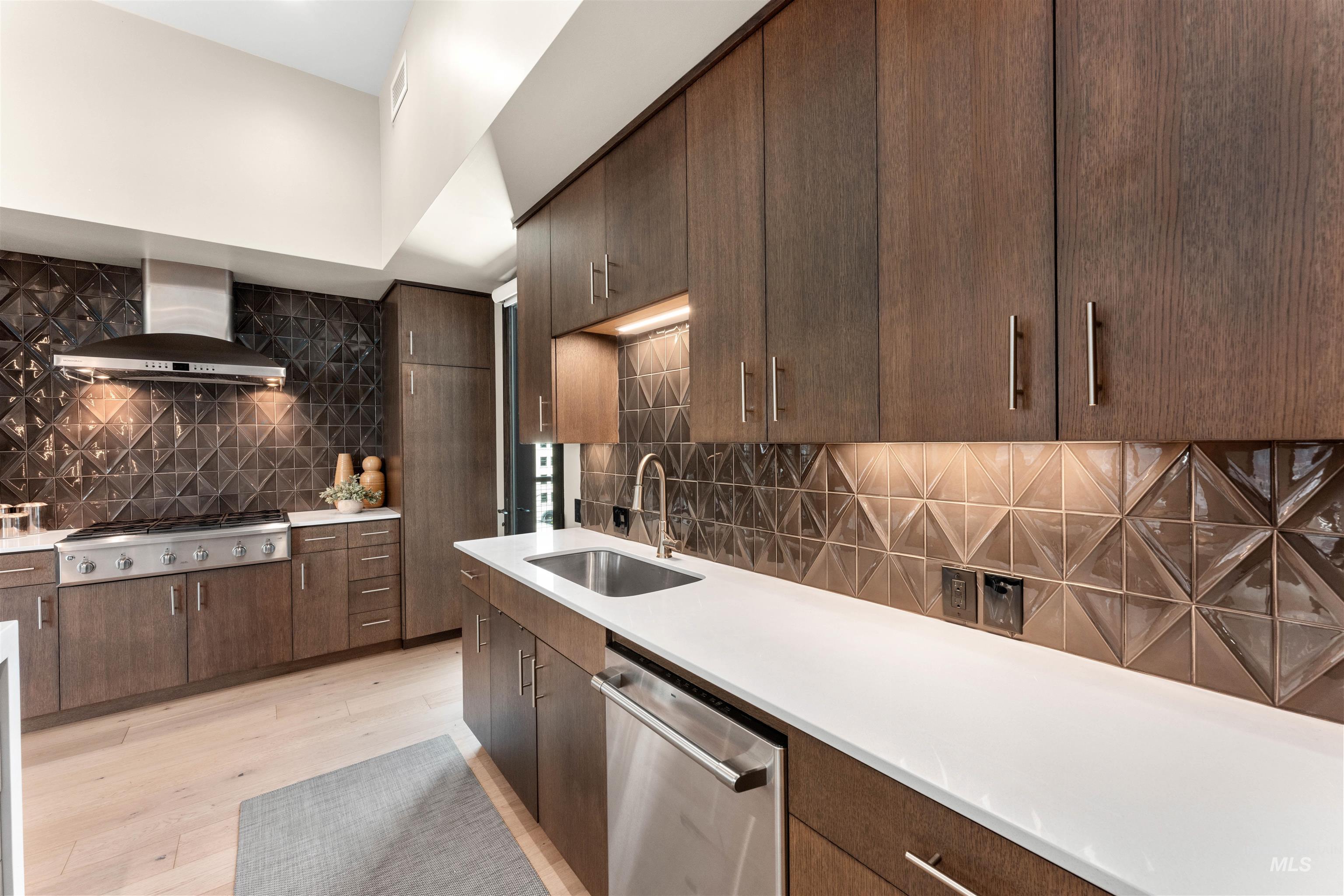 119 S 10th, Boise, Idaho 83702, 3 Bedrooms, 2.5 Bathrooms, Residential For Sale, Price $1,850,000, 98951459