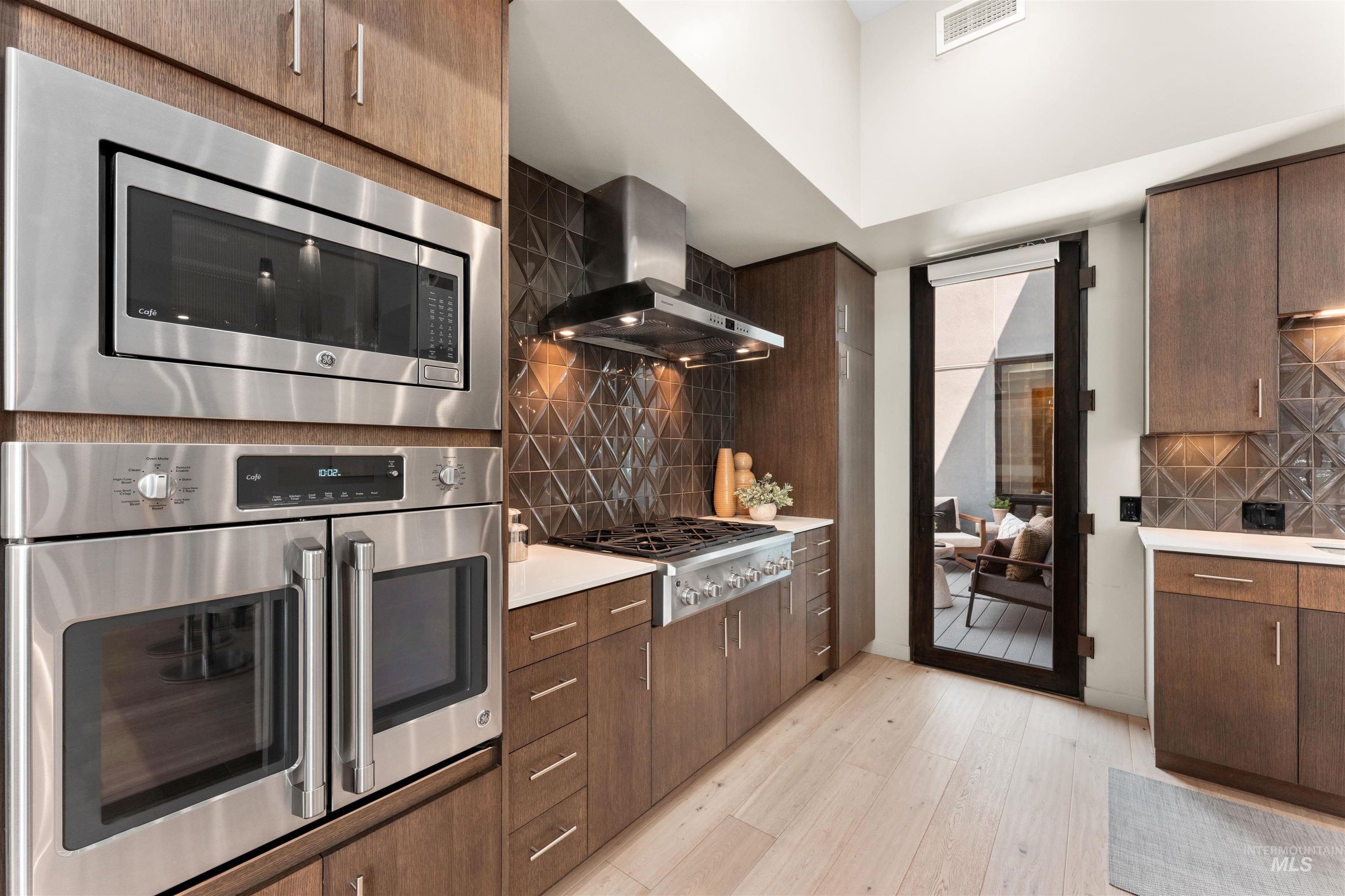 119 S 10th, Boise, Idaho 83702, 3 Bedrooms, 2.5 Bathrooms, Residential For Sale, Price $1,850,000, 98951459