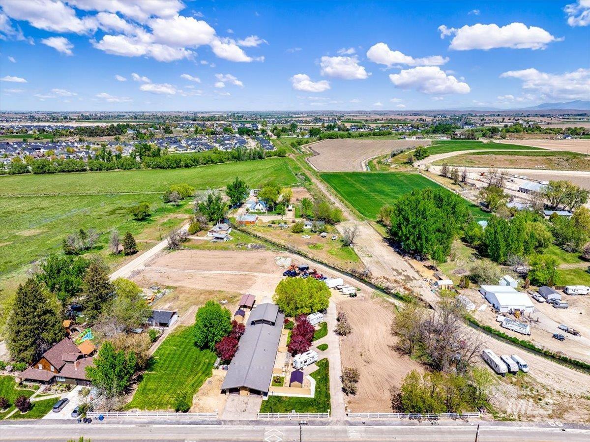 101 & 103 Minot Street, Middleton, Idaho 83644, 5 Bedrooms, 3 Bathrooms, Residential For Sale, Price $964,985, 98951464