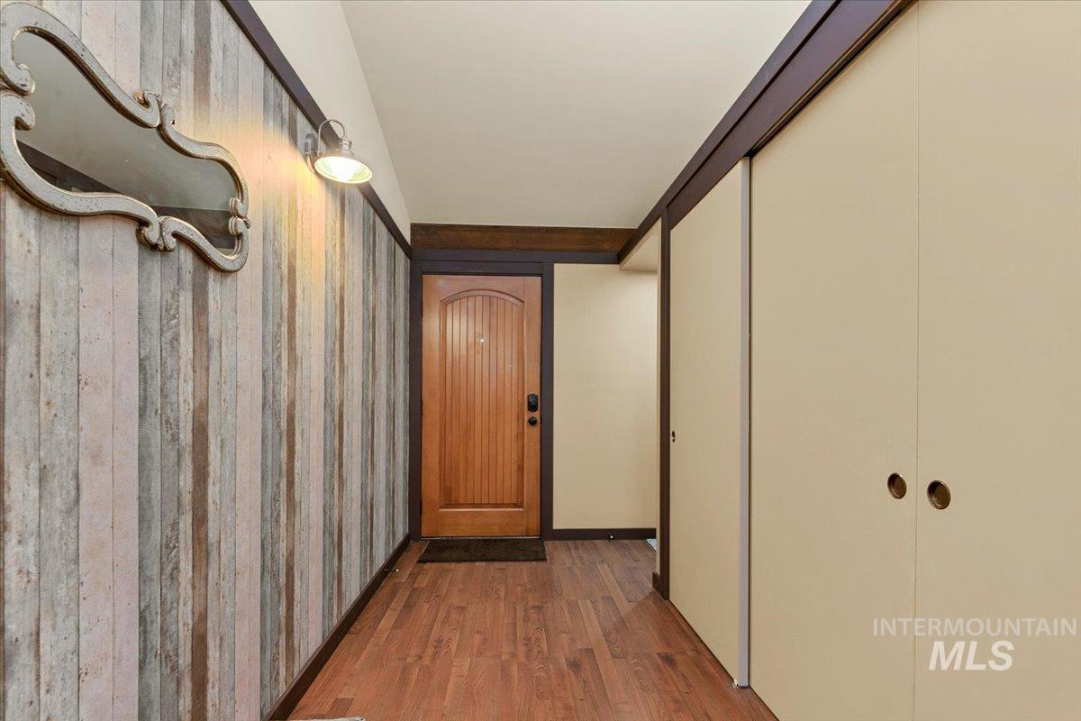 101 & 103 Minot Street, Middleton, Idaho 83644, 5 Bedrooms, 3 Bathrooms, Residential For Sale, Price $964,985, 98951464