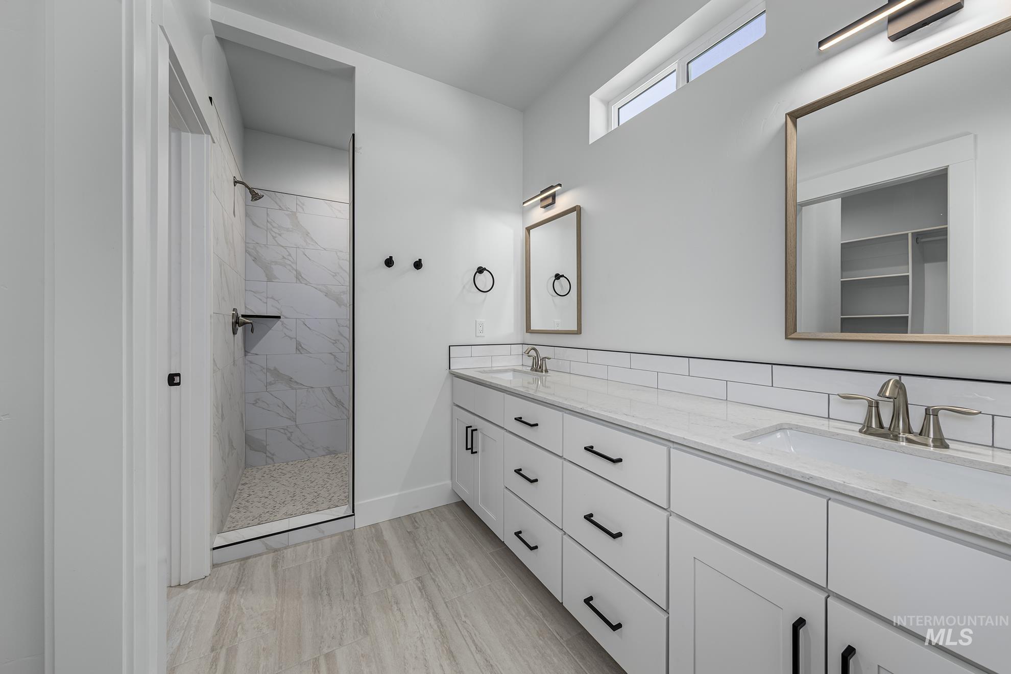 1328 Hoover Road, Weiser, Idaho 83672, 3 Bedrooms, 2.5 Bathrooms, Residential For Sale, Price $450,000, 98951465