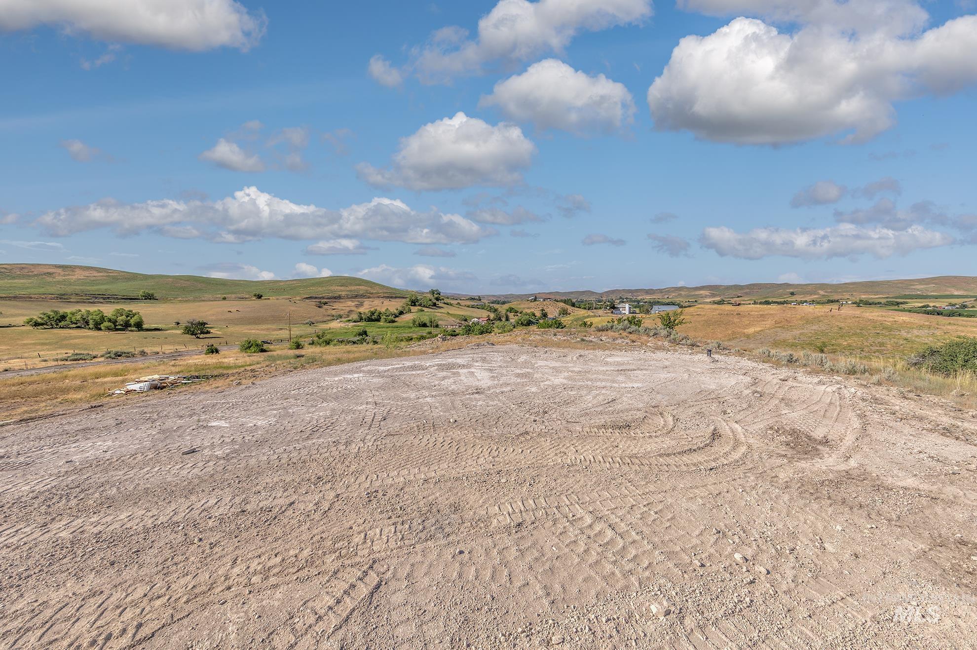 1328 Hoover Road, Weiser, Idaho 83672, 3 Bedrooms, 2.5 Bathrooms, Residential For Sale, Price $450,000, 98951465