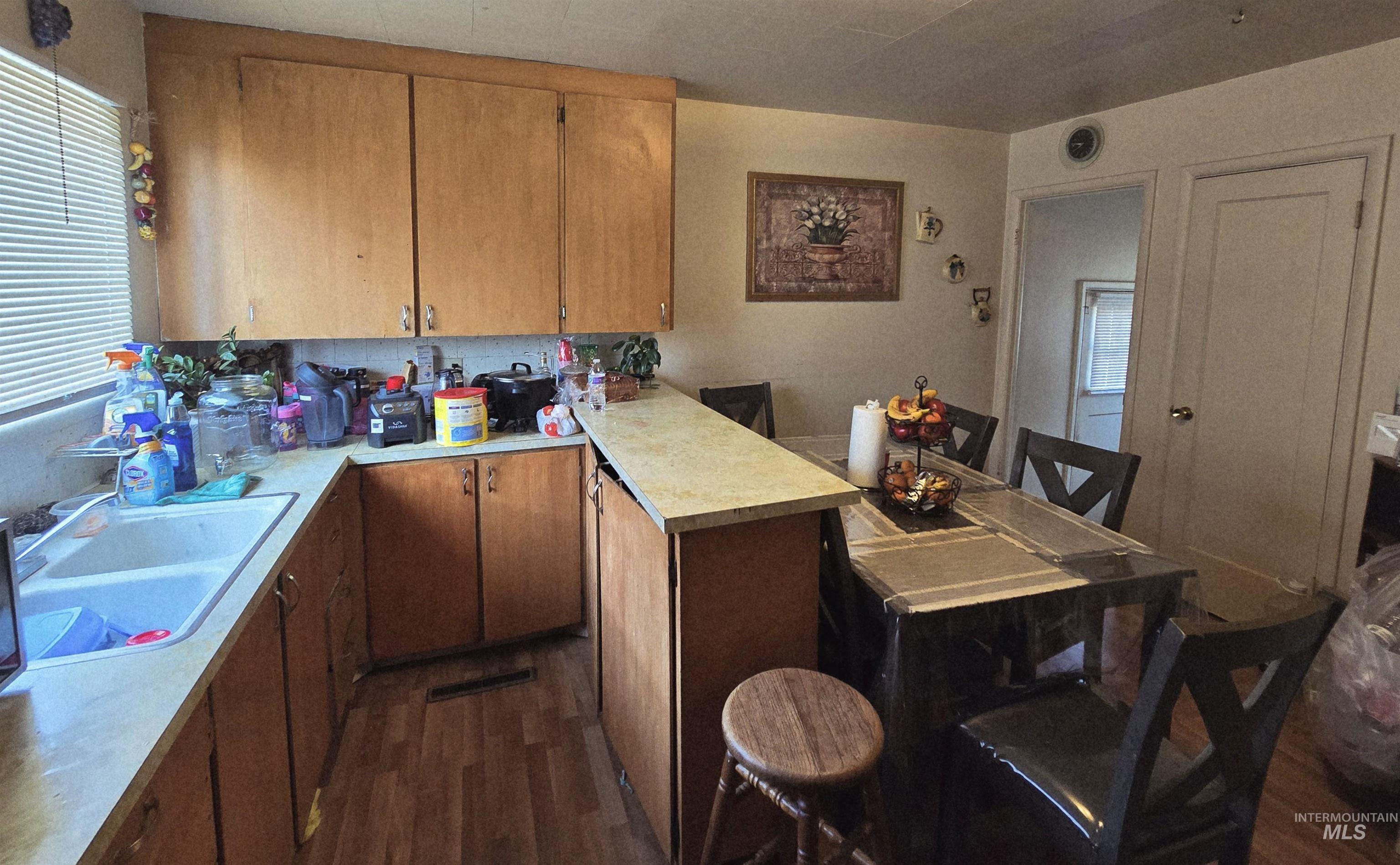 535 & 537 W 1st St, Weiser, Idaho 83672, 2 Bedrooms, 1 Bathroom, Residential Income For Sale, Price $330,000, 98951472