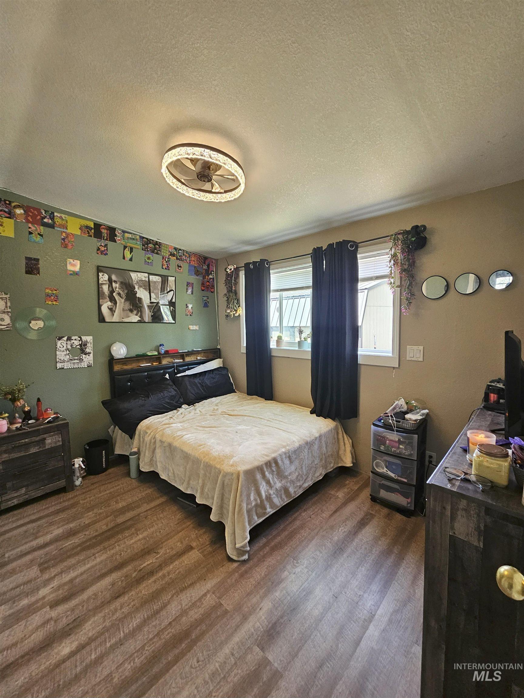 609 N Almon, Moscow, Idaho 83843, 2 Bedrooms, 2 Bathrooms, Residential For Sale, Price $109,000, 98951491