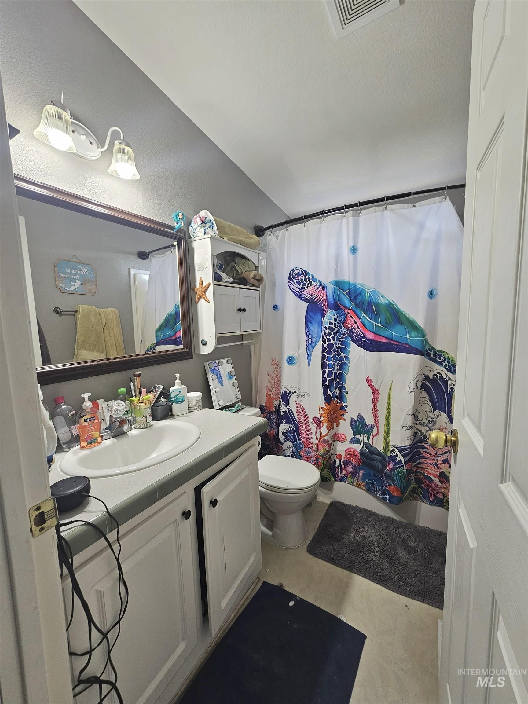 609 N Almon, Moscow, Idaho 83843, 2 Bedrooms, 2 Bathrooms, Residential For Sale, Price $109,000, 98951491