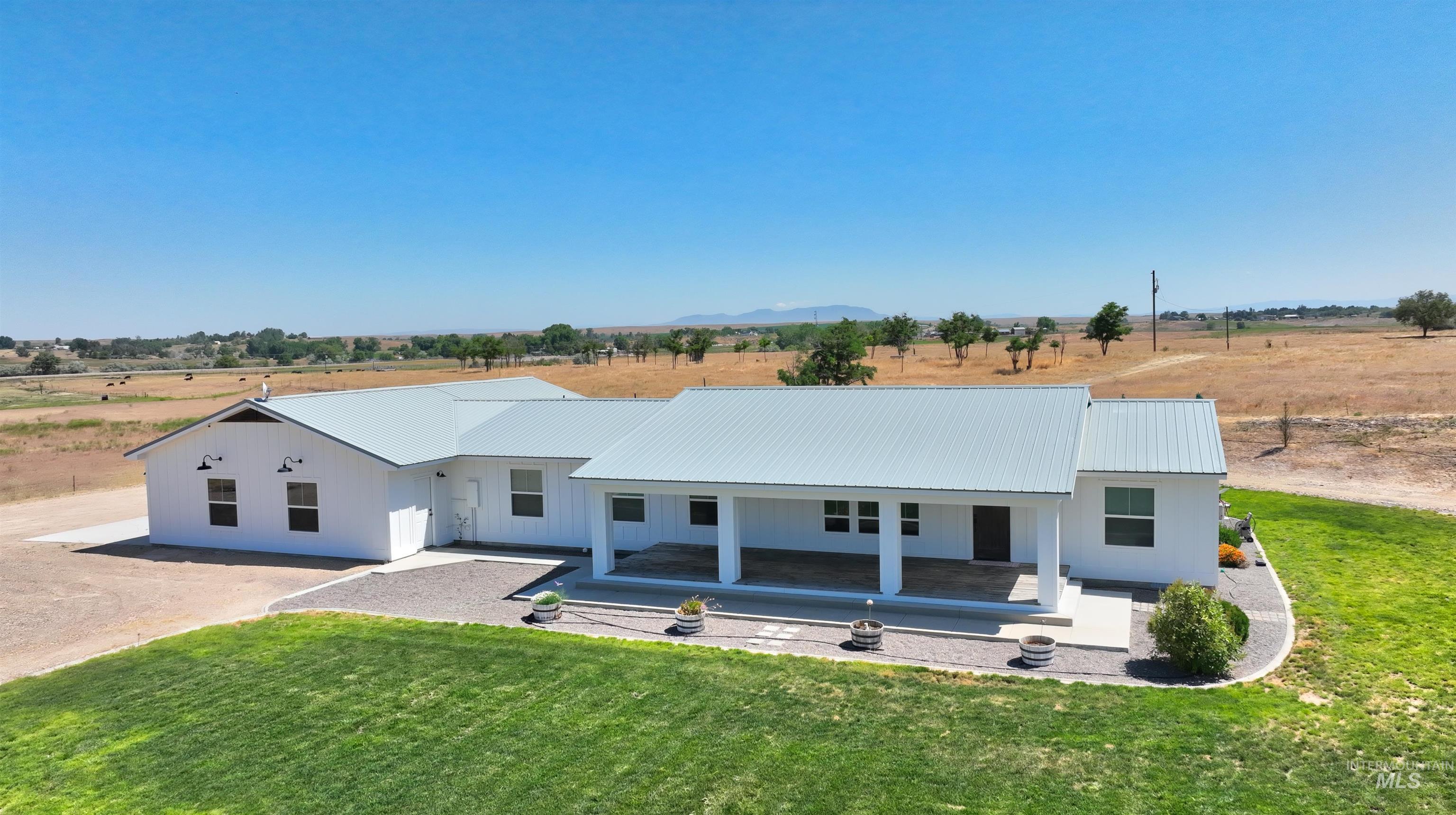 29492 Farmway Rd, Caldwell, Idaho 83607, 4 Bedrooms, 2 Bathrooms, Residential For Sale, Price $700,000, 98951527