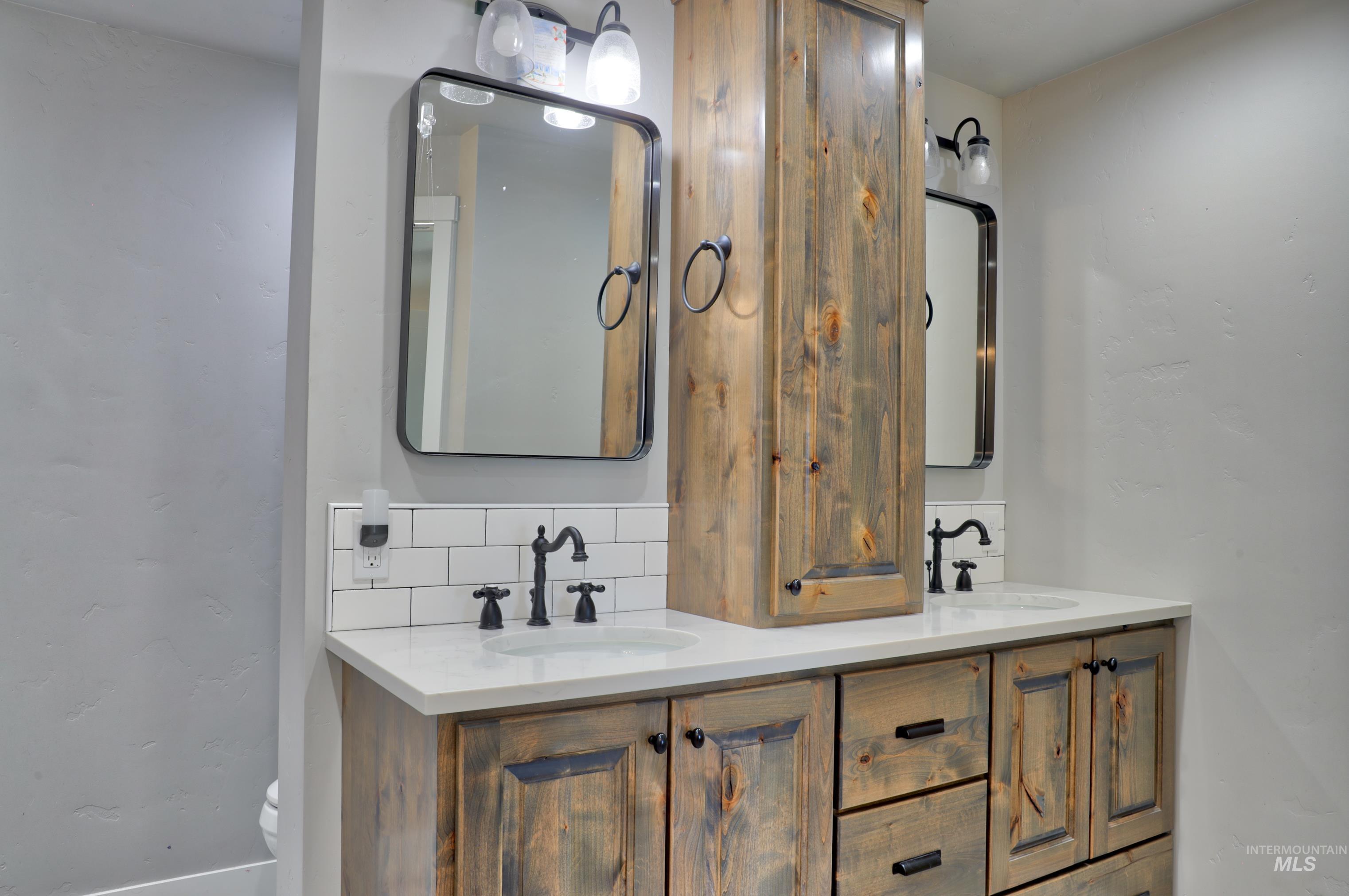 29492 Farmway Rd, Caldwell, Idaho 83607, 4 Bedrooms, 2 Bathrooms, Residential For Sale, Price $700,000, 98951527