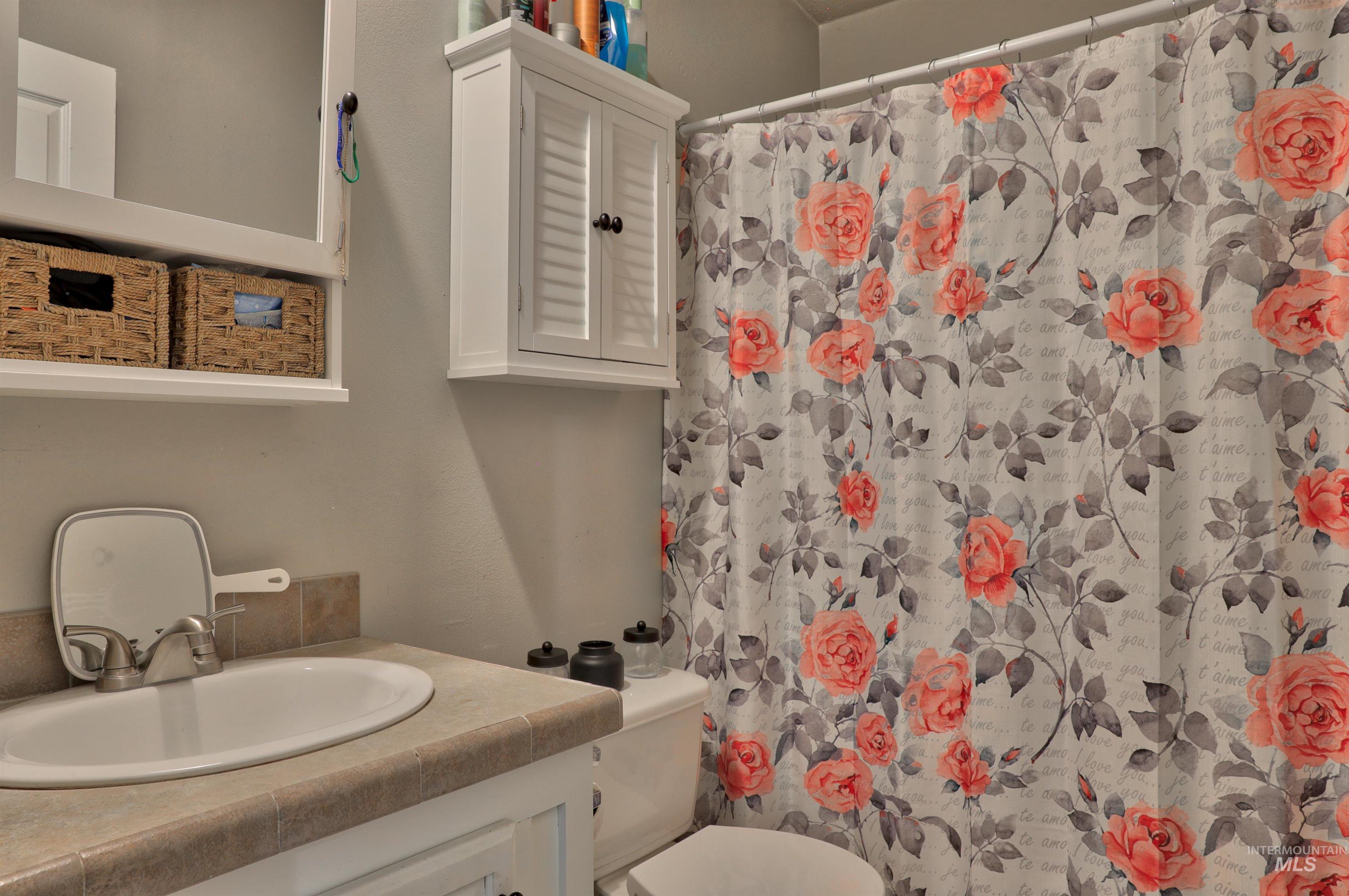 29492 Farmway Rd, Caldwell, Idaho 83607, 4 Bedrooms, 2 Bathrooms, Residential For Sale, Price $700,000, 98951527