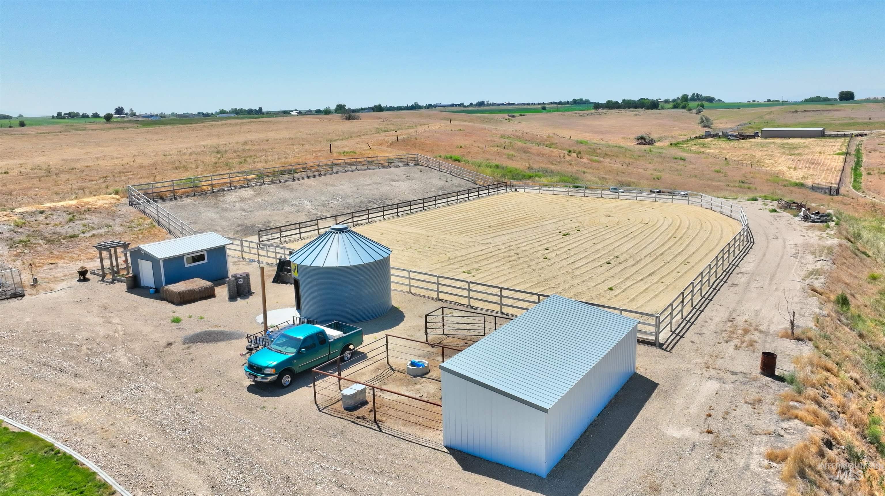 29492 Farmway Rd, Caldwell, Idaho 83607, 4 Bedrooms, 2 Bathrooms, Residential For Sale, Price $700,000, 98951527