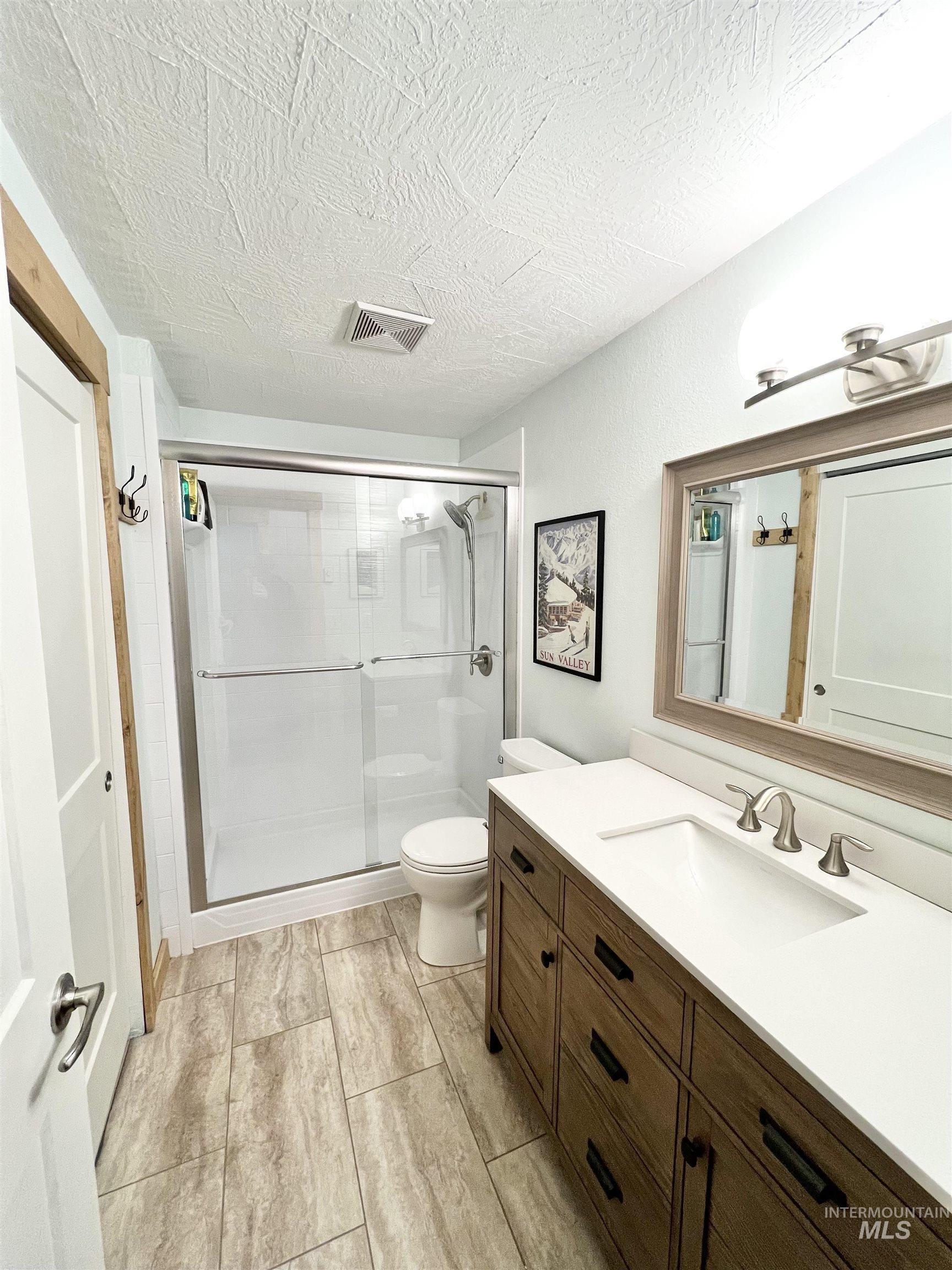 301 N Mission St, McCall, Idaho 83638, 3 Bedrooms, 1.5 Bathrooms, Residential For Sale, Price $420,000, 98951535