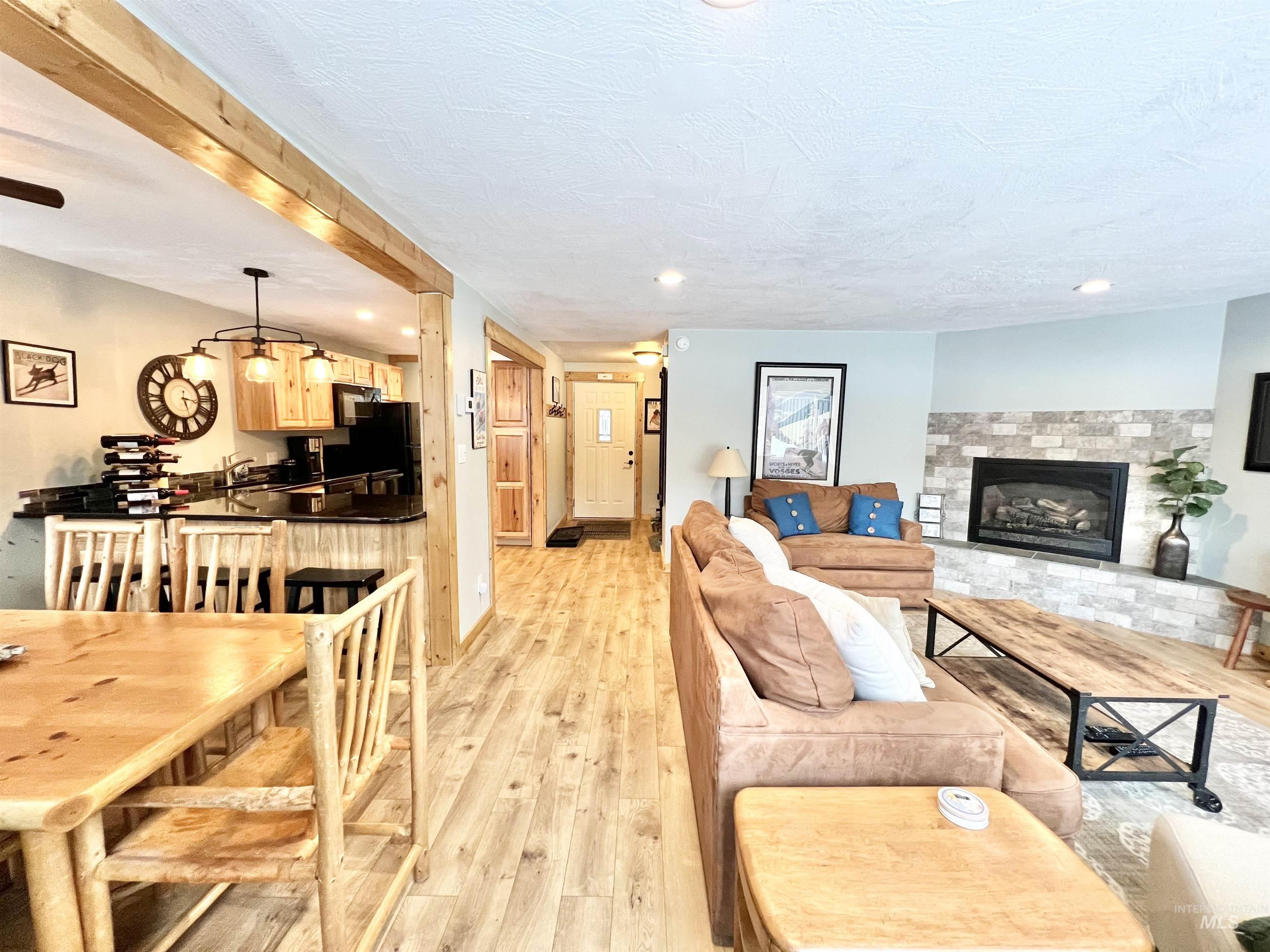 301 N Mission St, McCall, Idaho 83638, 3 Bedrooms, 1.5 Bathrooms, Residential For Sale, Price $420,000, 98951535