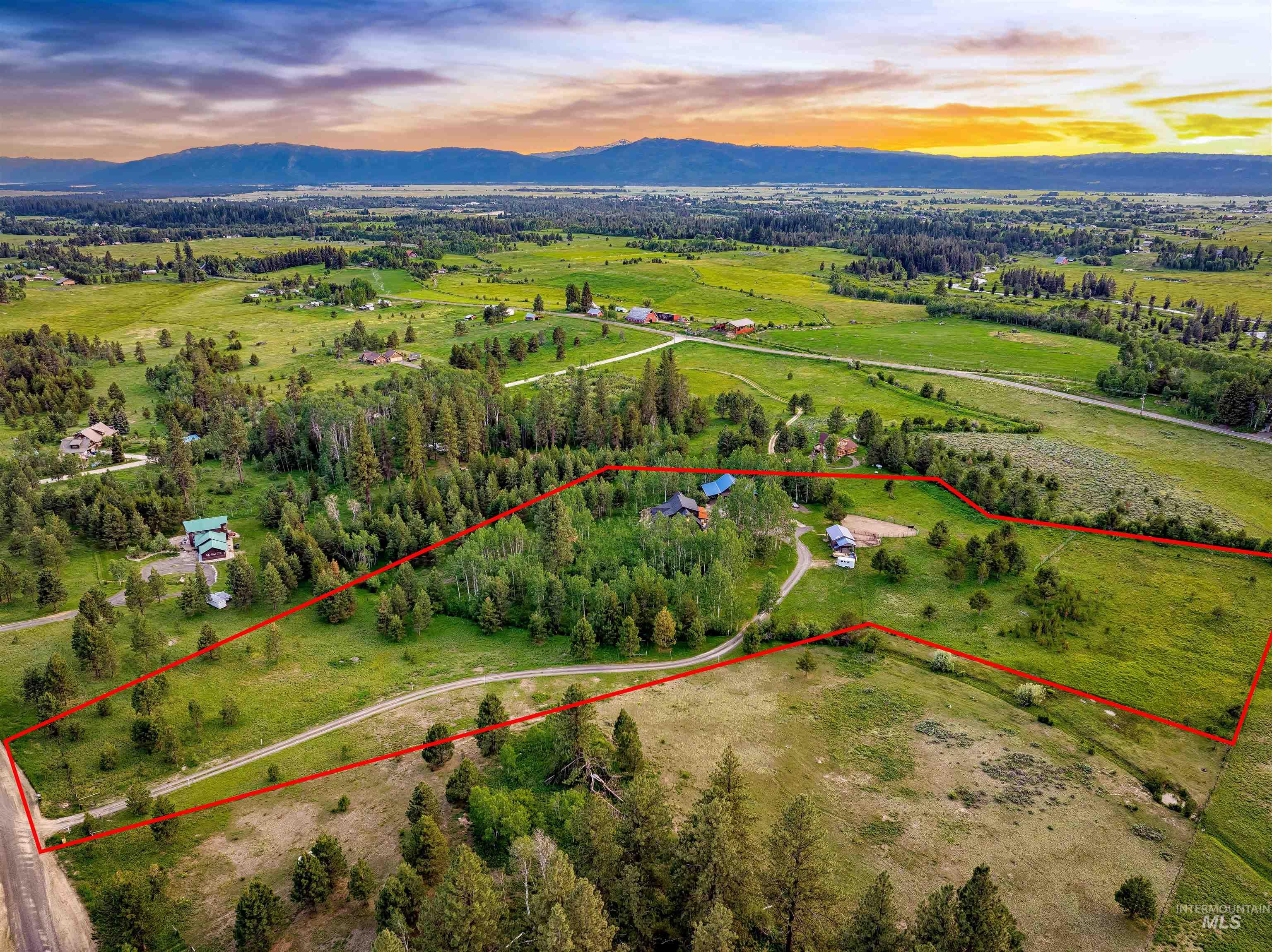 14051 Deerfield Road, McCall, Idaho 83638, 4 Bedrooms, 3.5 Bathrooms, Residential For Sale, Price $2,999,900, 98951567