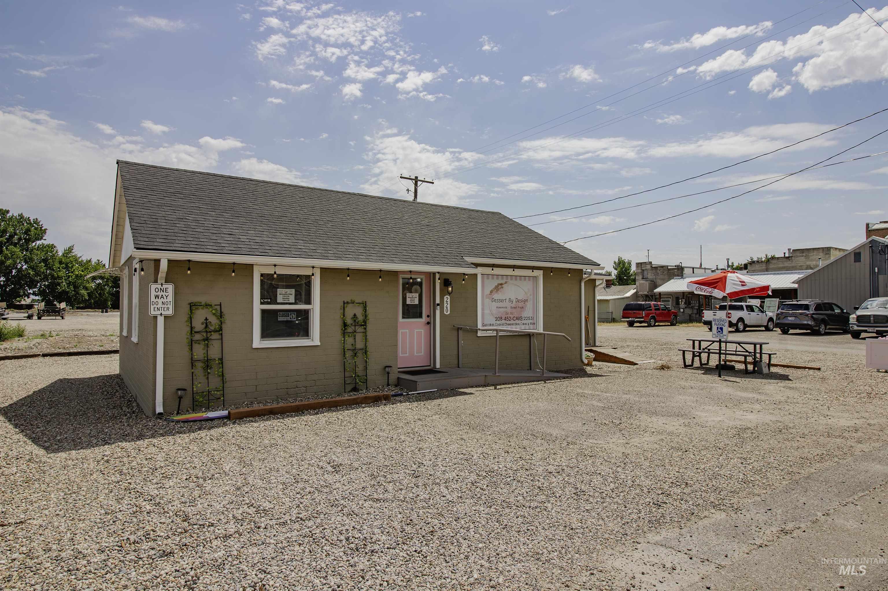 220 S Iowa Avenue, Fruitland, Idaho 83619, Business/Commercial For Sale, Price $229,900, 98951678