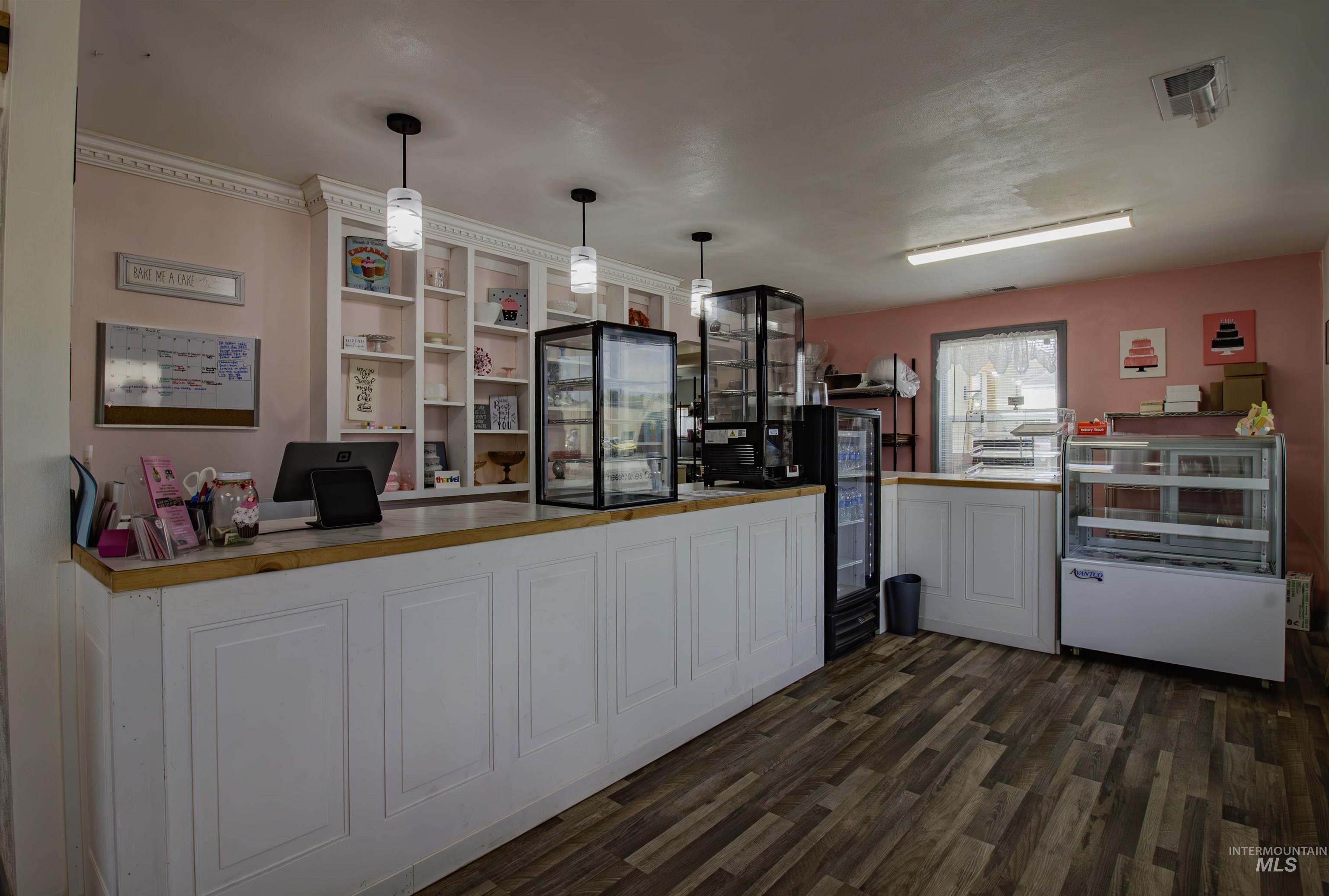 220 S Iowa Avenue, Fruitland, Idaho 83619, Business/Commercial For Sale, Price $229,900, 98951678