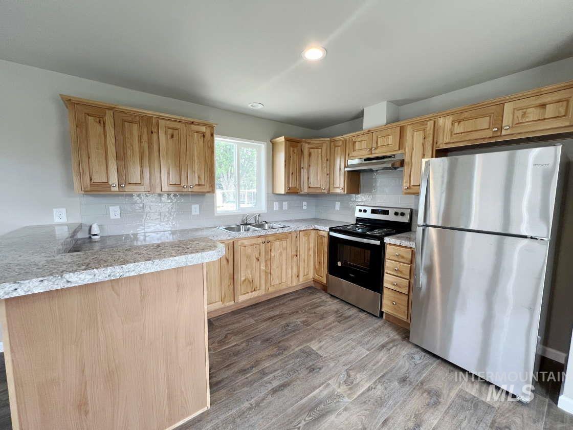 2015 6th Ave, Clarkston, Washington 99403, 2 Bedrooms, 1 Bathroom, Residential For Sale, Price $104,892, 98951707