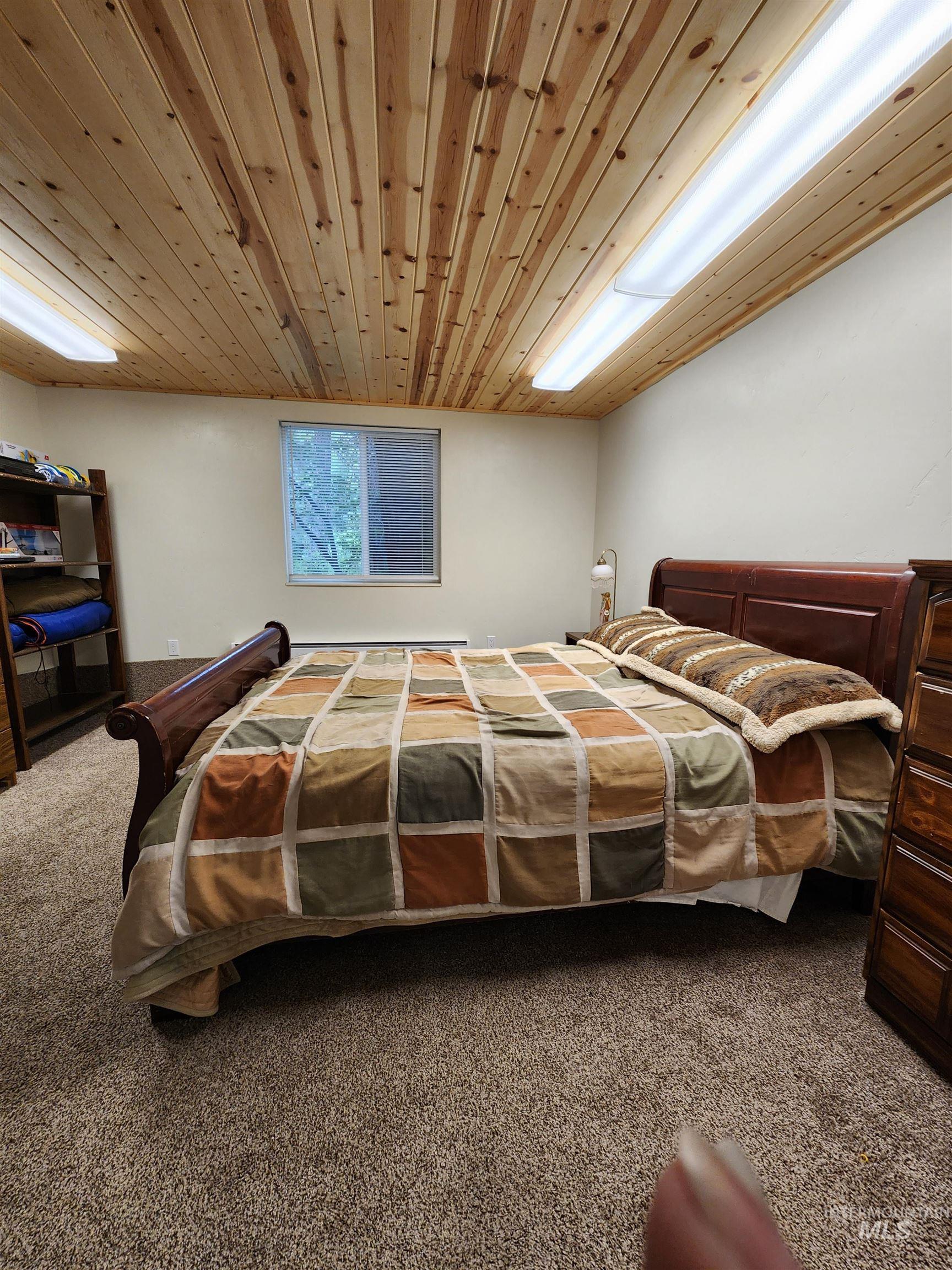 2055 N Pine Featherville Rd, Featherville, Idaho 83647, 2 Bedrooms, 1 Bathroom, Residential For Sale, Price $490,000, 98951742