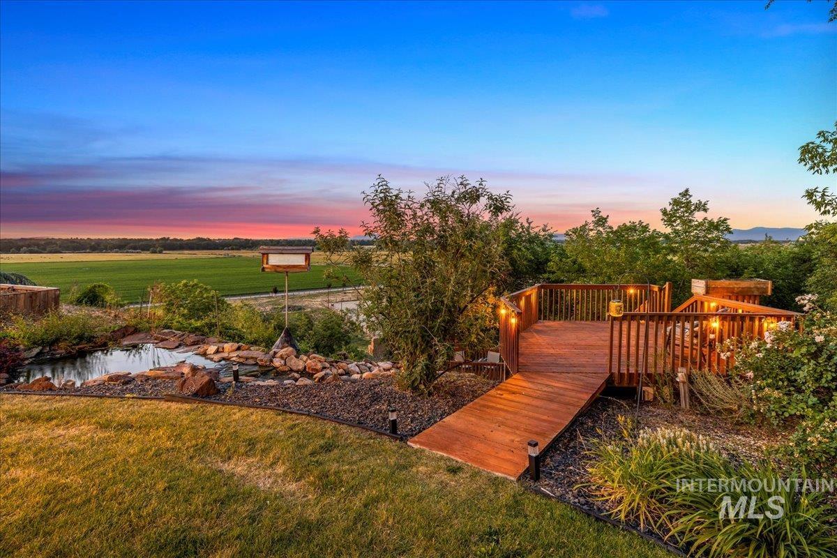 2401 Terrace Drive, Caldwell, Idaho 83605, 2 Bedrooms, 3 Bathrooms, Residential For Sale, Price $629,000, 98951766