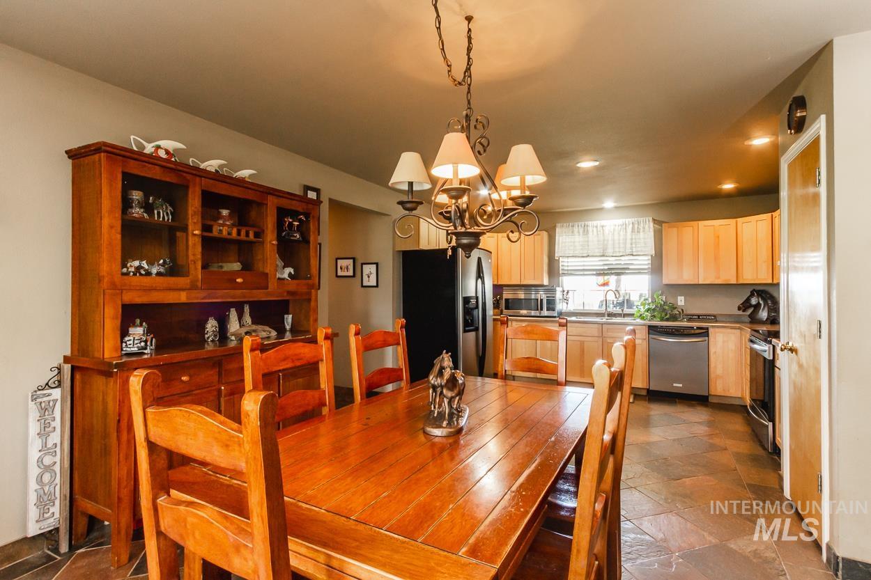 16973 S Vista Ave, Kuna, Idaho 83634, 3 Bedrooms, 2.5 Bathrooms, Farm & Ranch For Sale, Price $3,995,000, 98951985
