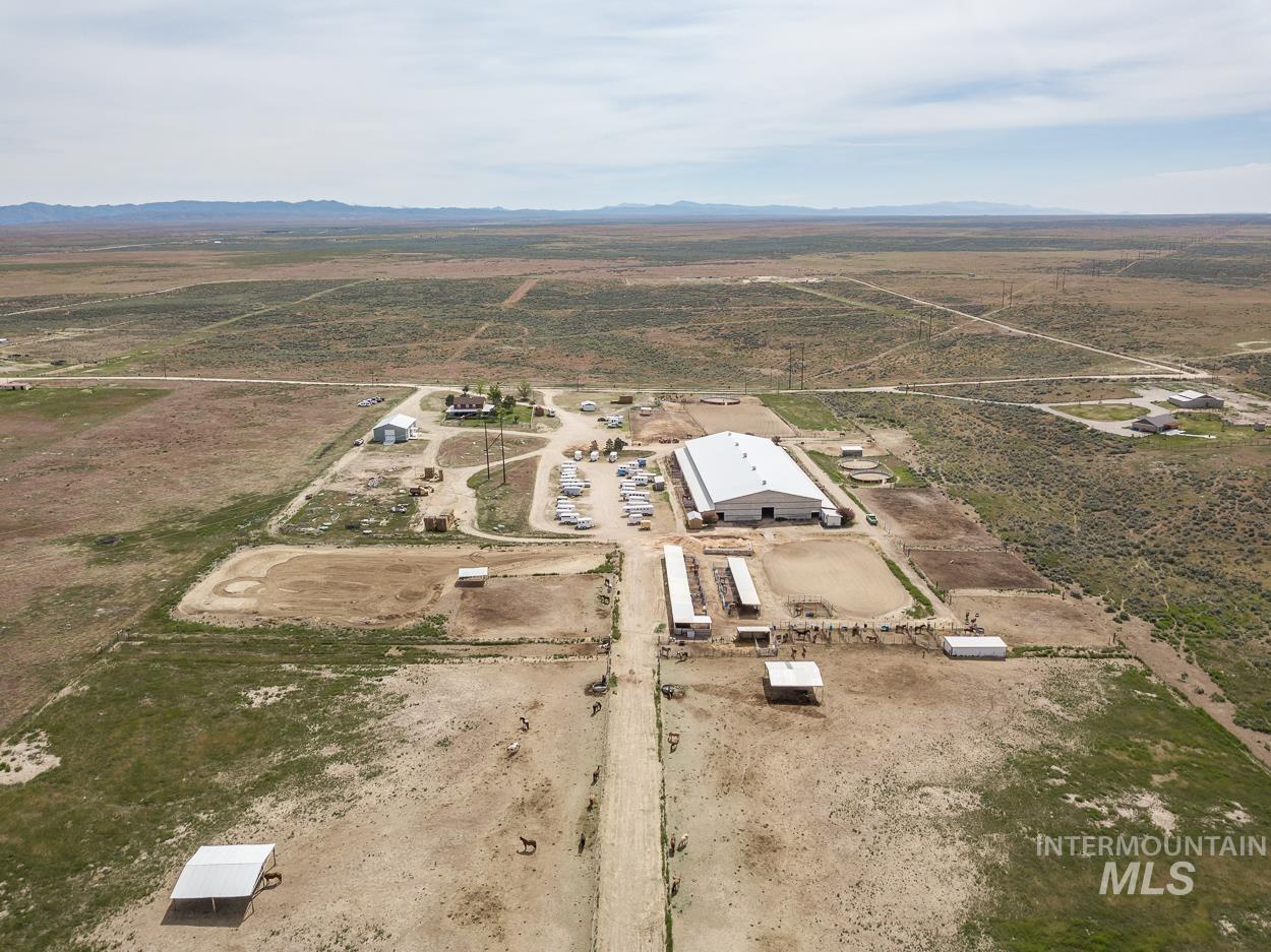 16973 S Vista Ave, Kuna, Idaho 83634, 3 Bedrooms, 2.5 Bathrooms, Farm & Ranch For Sale, Price $3,995,000, 98951985