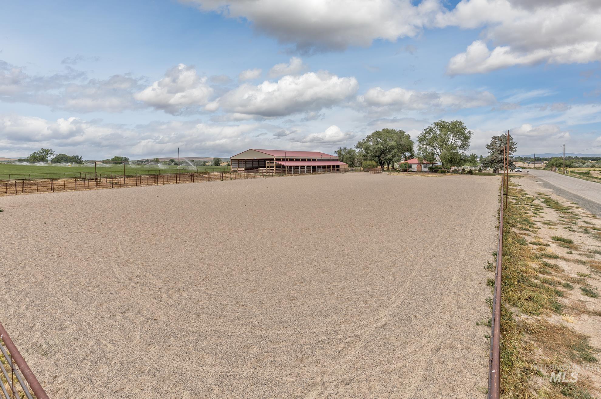 4417 Community Rd, Ontario, Oregon 97914, 4 Bedrooms, 2 Bathrooms, Farm & Ranch For Sale, Price $799,999, 98952164