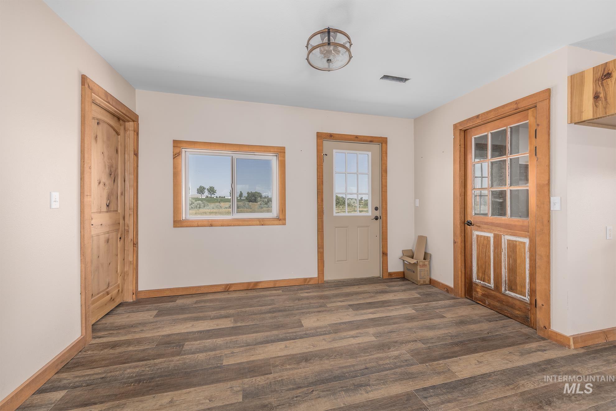 4417 Community Rd, Ontario, Oregon 97914, 4 Bedrooms, 2 Bathrooms, Farm & Ranch For Sale, Price $799,999, 98952164