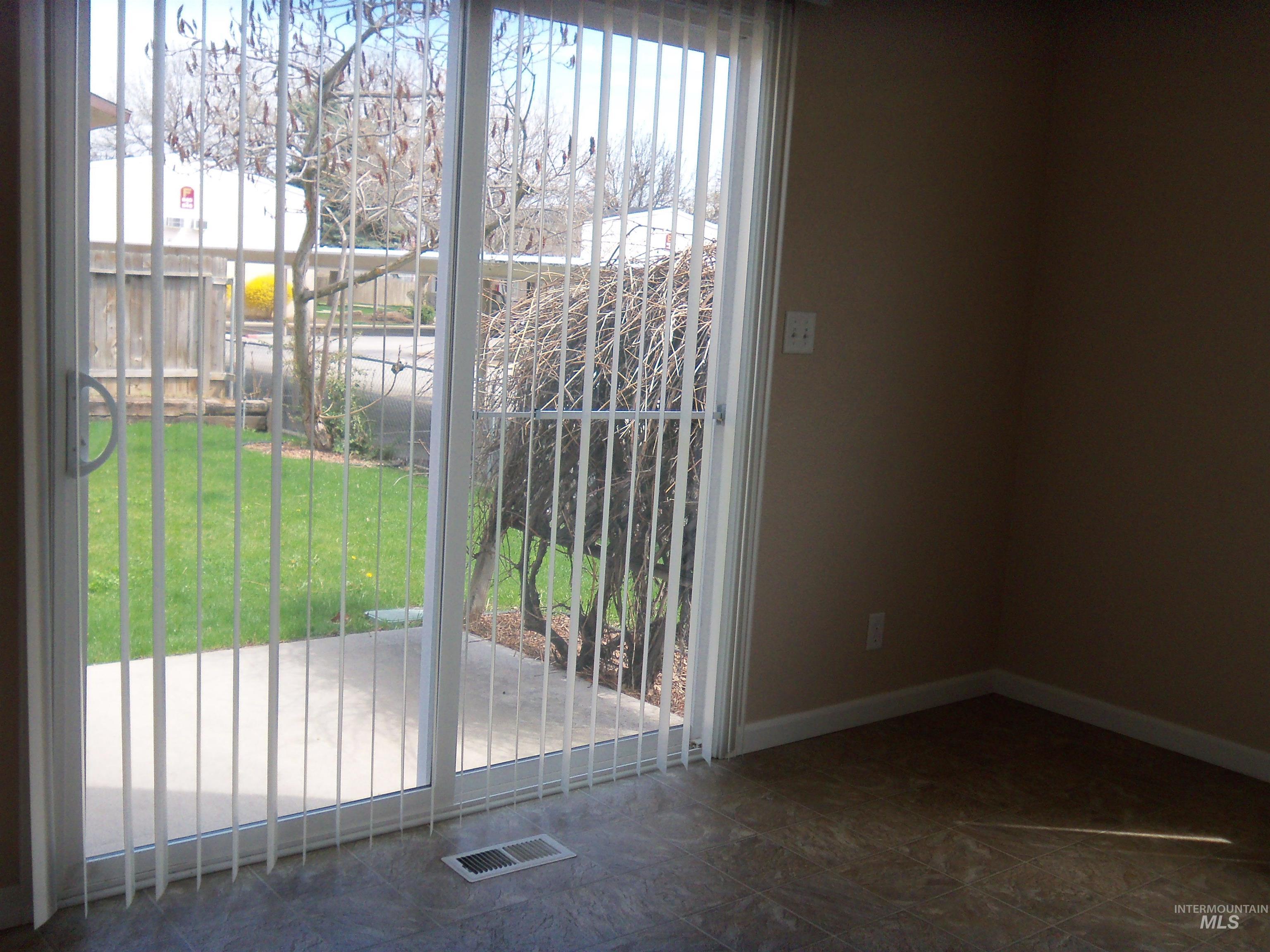 790 S Curtis Rd, Boise, Idaho 83705, 3 Bedrooms, 2 Bathrooms, Residential Income For Sale, Price $899,000, 98952283