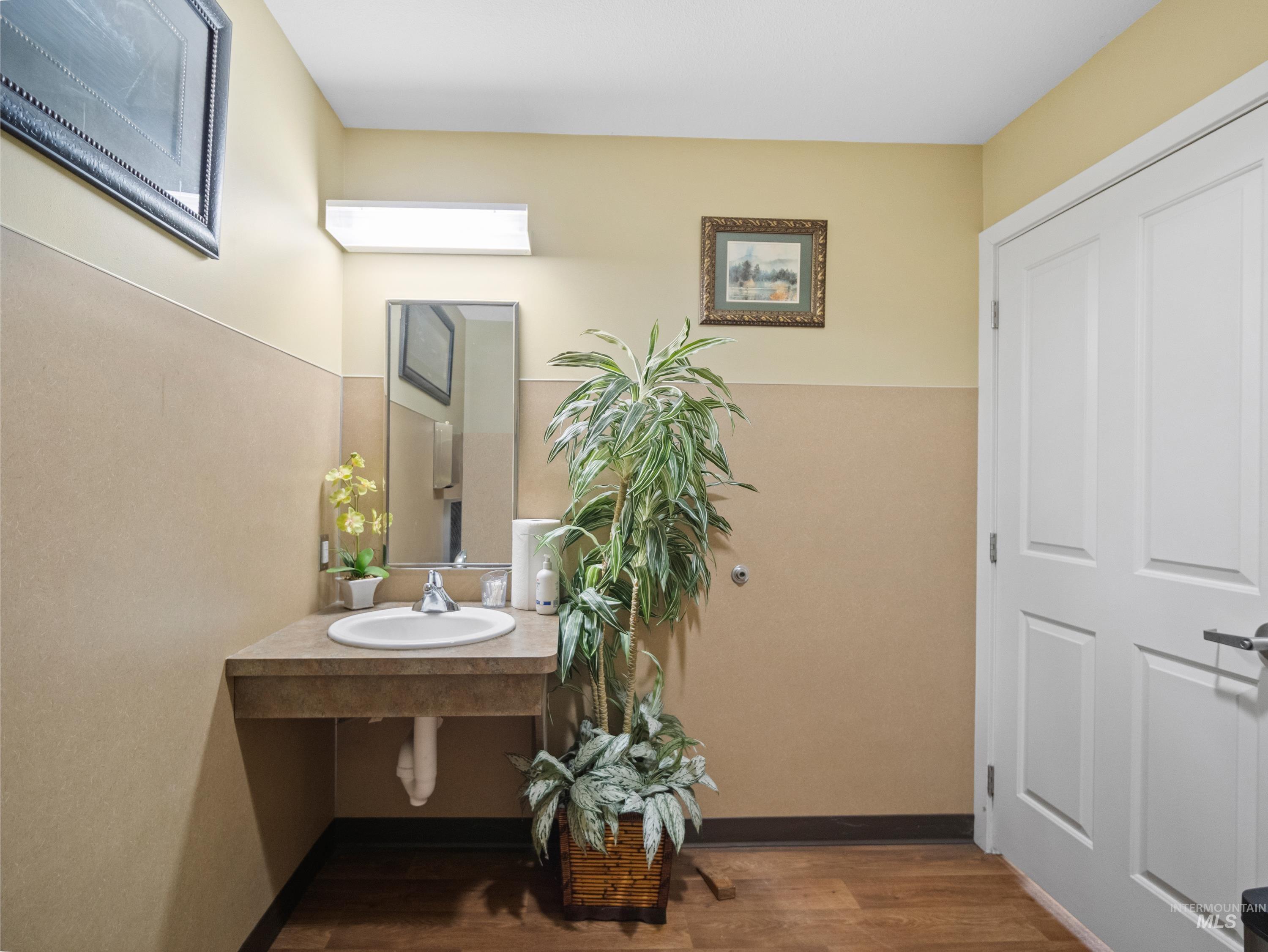 Bathroom in FBO