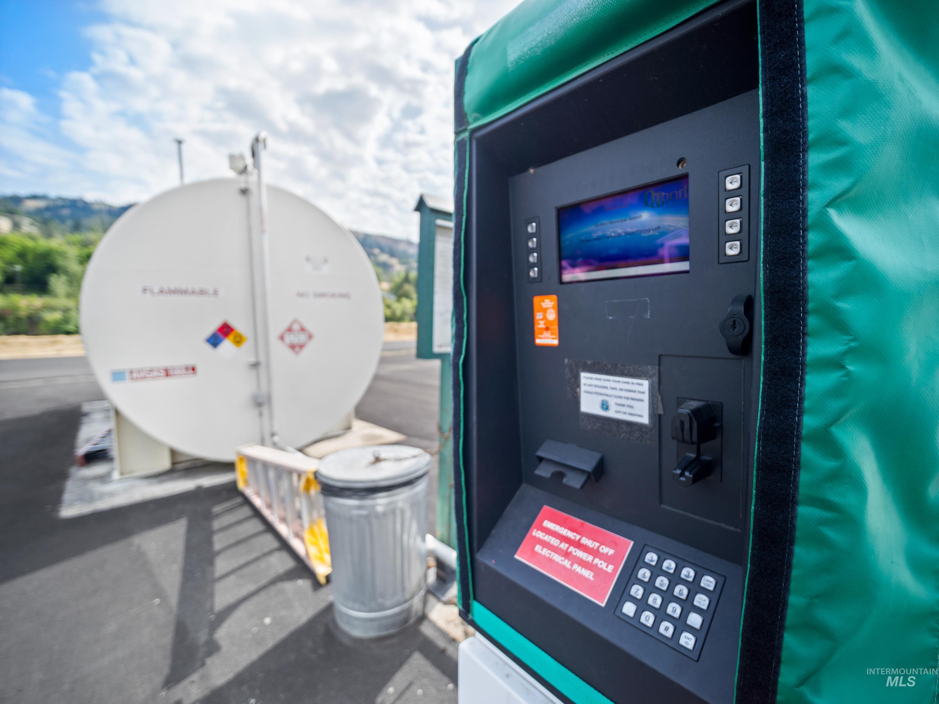 Fueling station