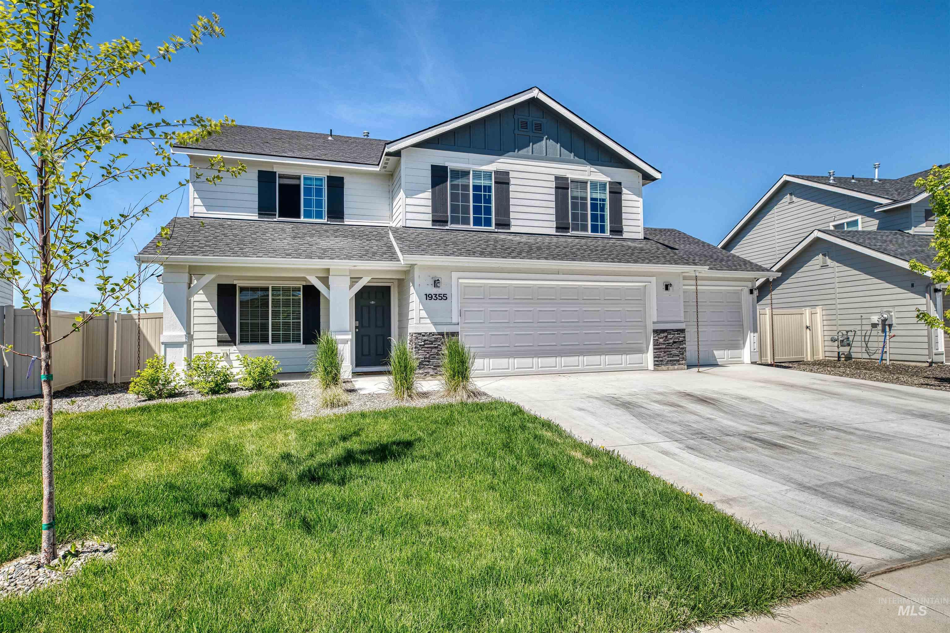 19355 Susquehanna, Caldwell, Idaho 83605, 5 Bedrooms, 2.5 Bathrooms, Rental For Rent, Price $2,600, 98953020