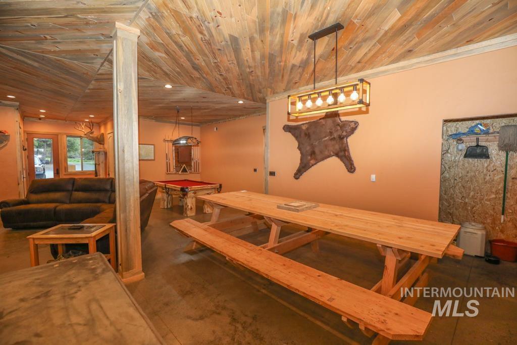79250 Lookout Mountain Rd, Elgin, Oregon 97827, 6 Bedrooms, 3 Bathrooms, Farm & Ranch For Sale, Price $4,950,000, 98953660