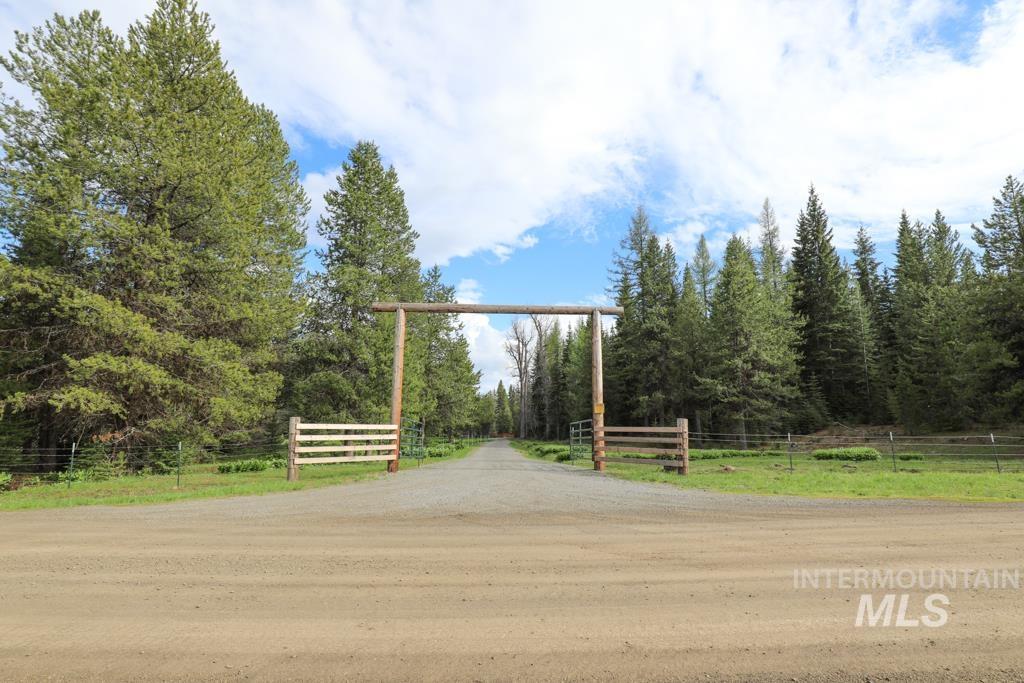 79250 Lookout Mountain Rd, Elgin, Oregon 97827, 6 Bedrooms, 3 Bathrooms, Farm & Ranch For Sale, Price $4,950,000, 98953660