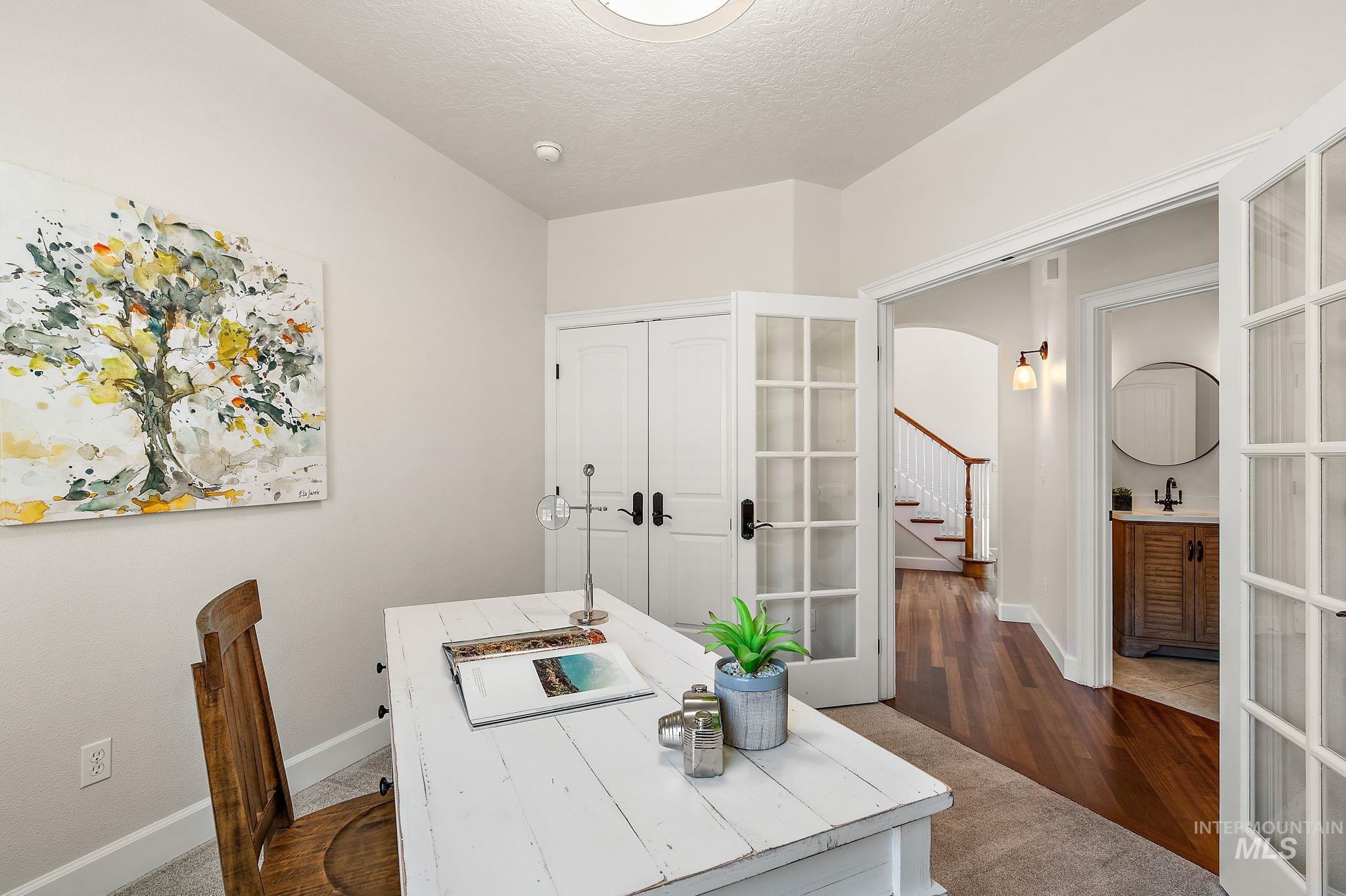 5742 N Black Sand Ave, Meridian, Idaho 83646, 6 Bedrooms, 4 Bathrooms, Residential For Sale, Price $940,000,MLS 98953977