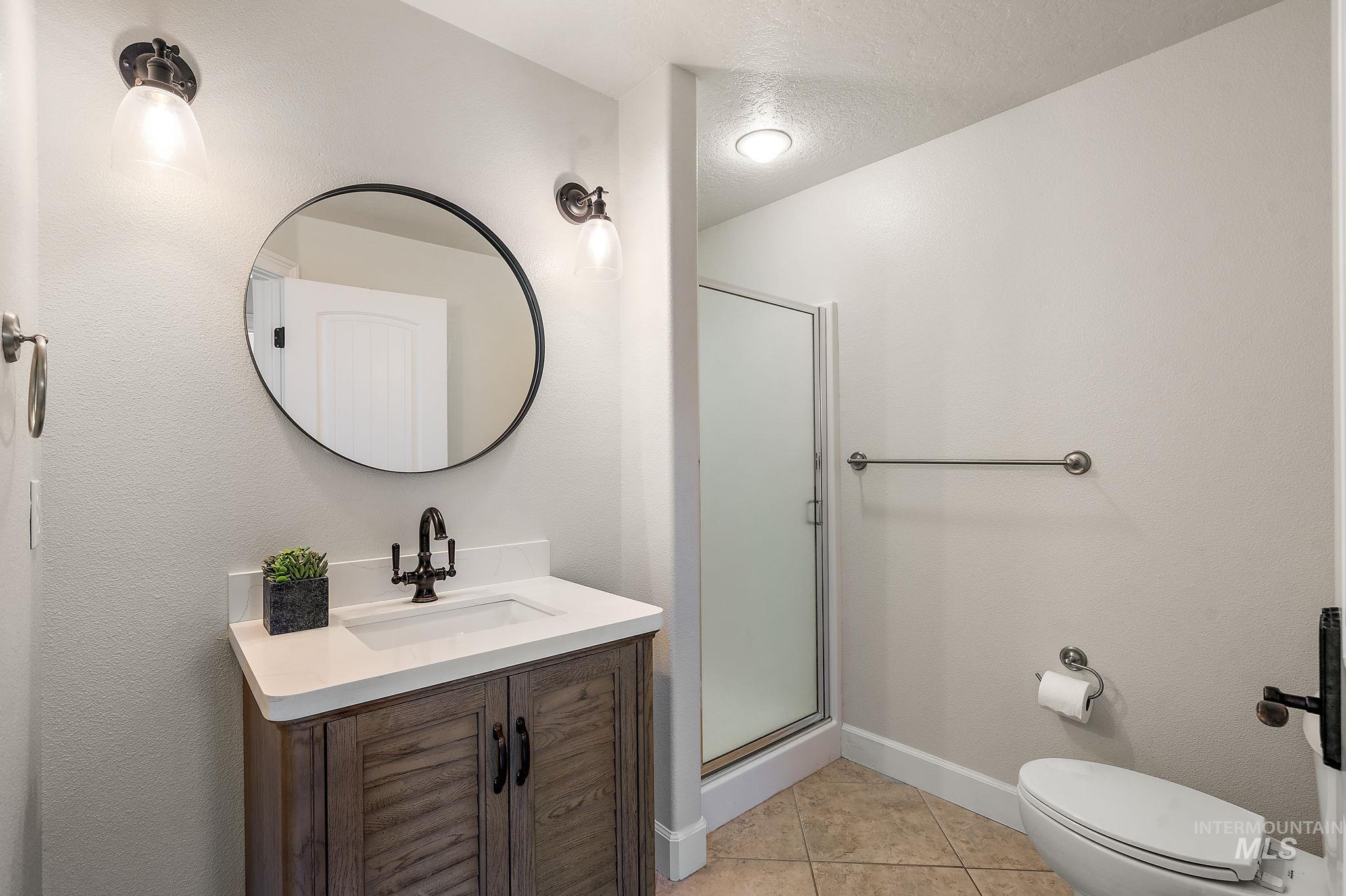 5742 N Black Sand Ave, Meridian, Idaho 83646, 6 Bedrooms, 4 Bathrooms, Residential For Sale, Price $940,000,MLS 98953977