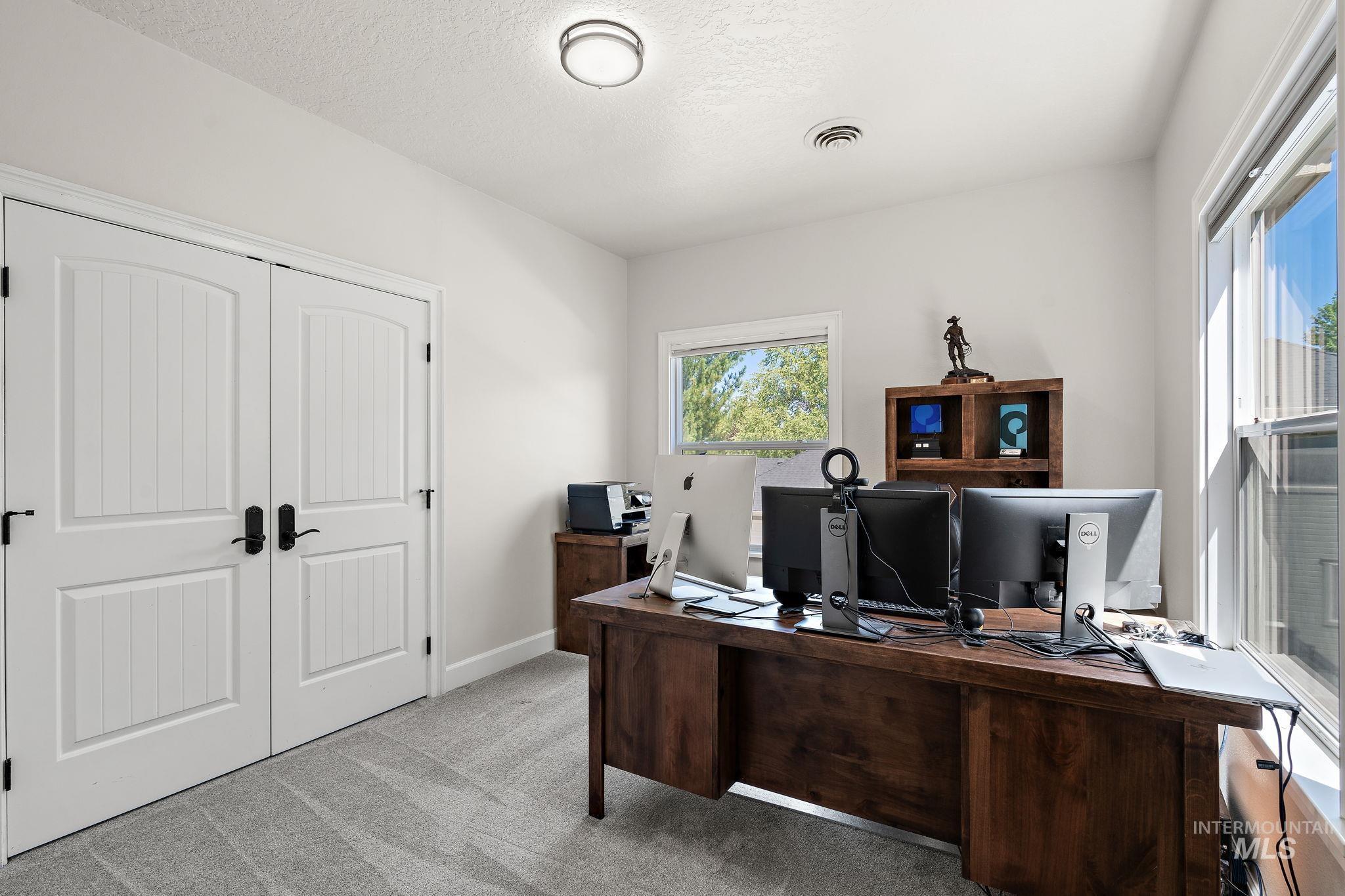 5742 N Black Sand Ave, Meridian, Idaho 83646, 6 Bedrooms, 4 Bathrooms, Residential For Sale, Price $940,000,MLS 98953977