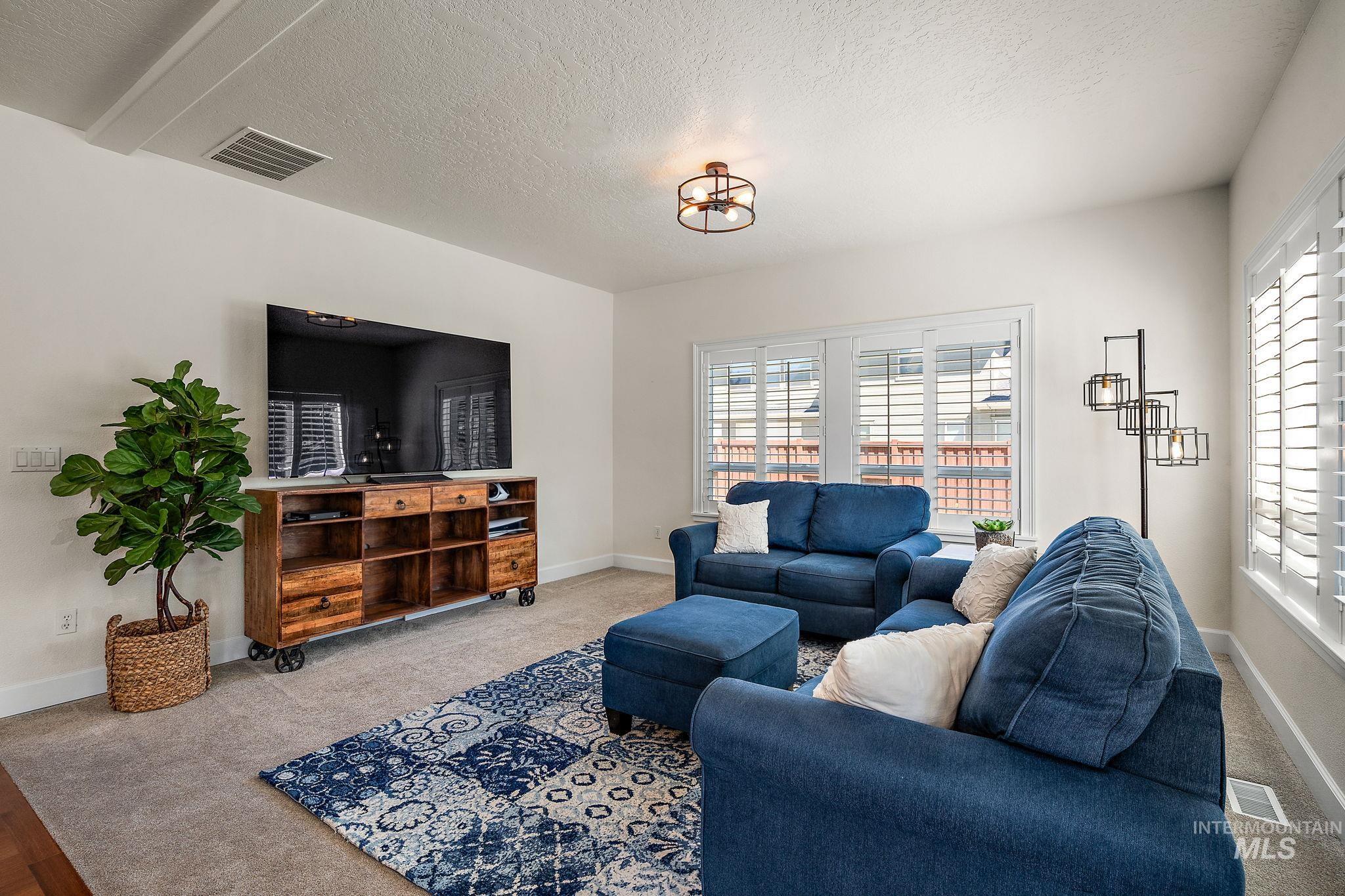 5742 N Black Sand Ave, Meridian, Idaho 83646, 6 Bedrooms, 4 Bathrooms, Residential For Sale, Price $940,000,MLS 98953977