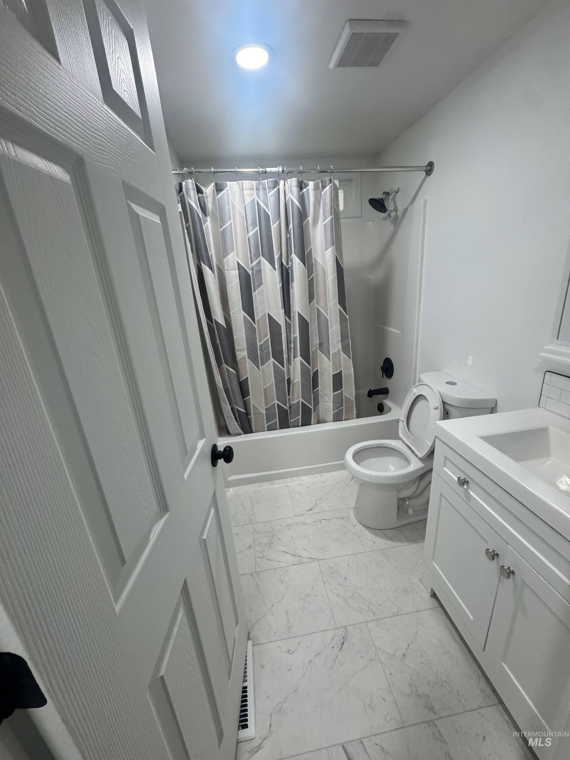 621 N Timathy, Boise, Idaho 83713, 3 Bedrooms, 2 Bathrooms, Residential For Sale, Price $105,000,MLS 98954158