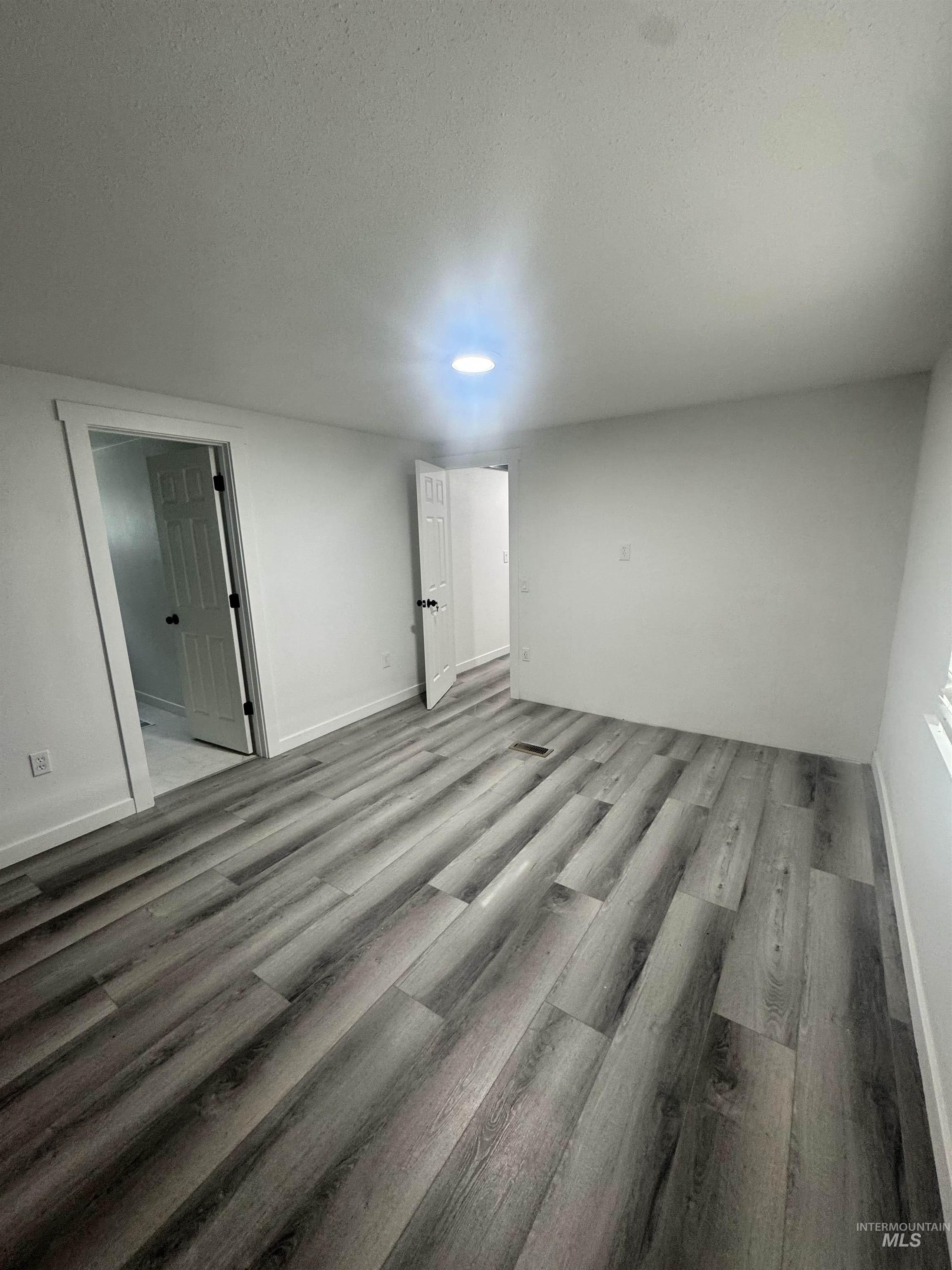 621 N Timathy, Boise, Idaho 83713, 3 Bedrooms, 2 Bathrooms, Residential For Sale, Price $105,000,MLS 98954158