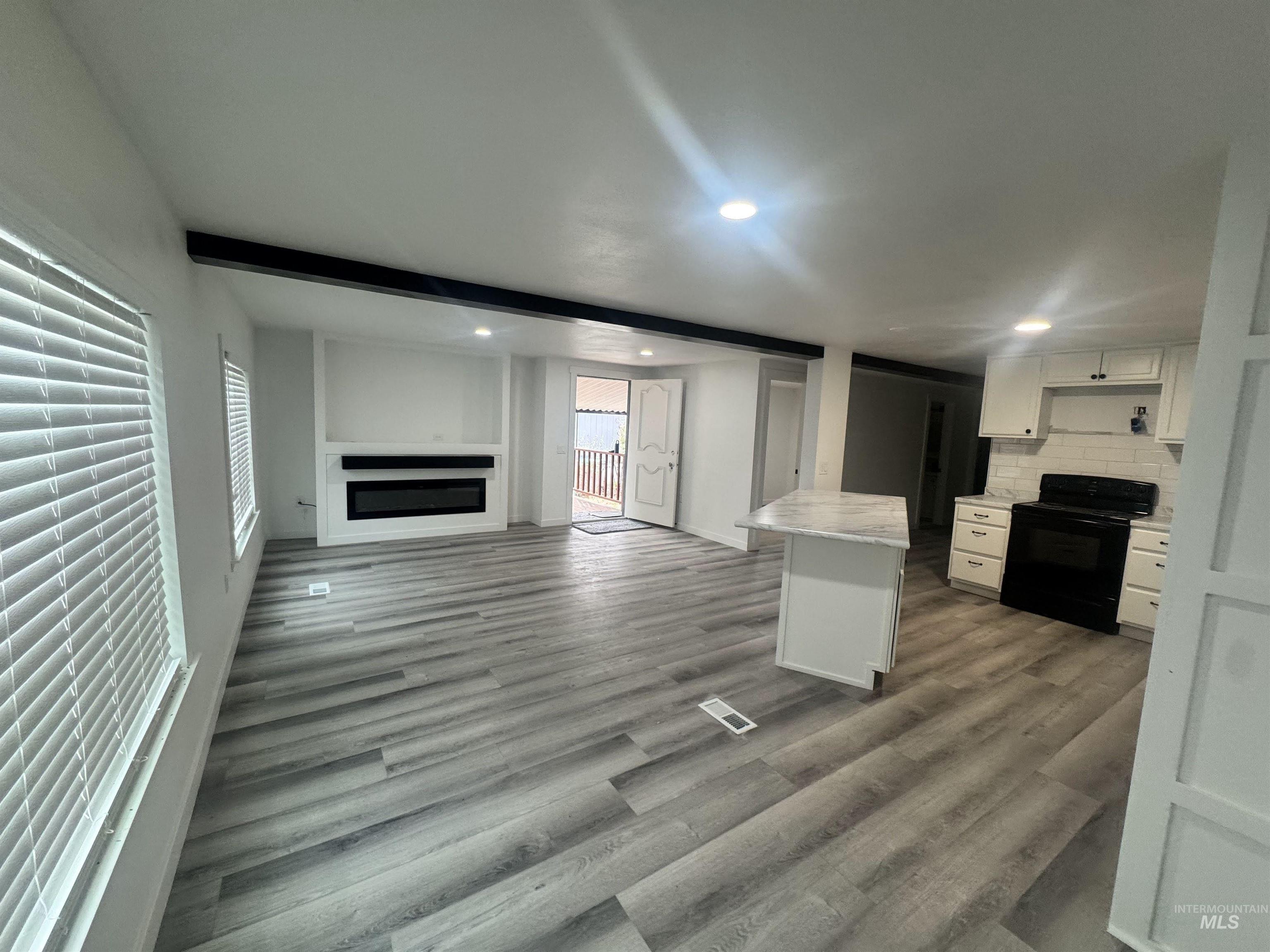 621 N Timathy, Boise, Idaho 83713, 3 Bedrooms, 2 Bathrooms, Residential For Sale, Price $105,000,MLS 98954158