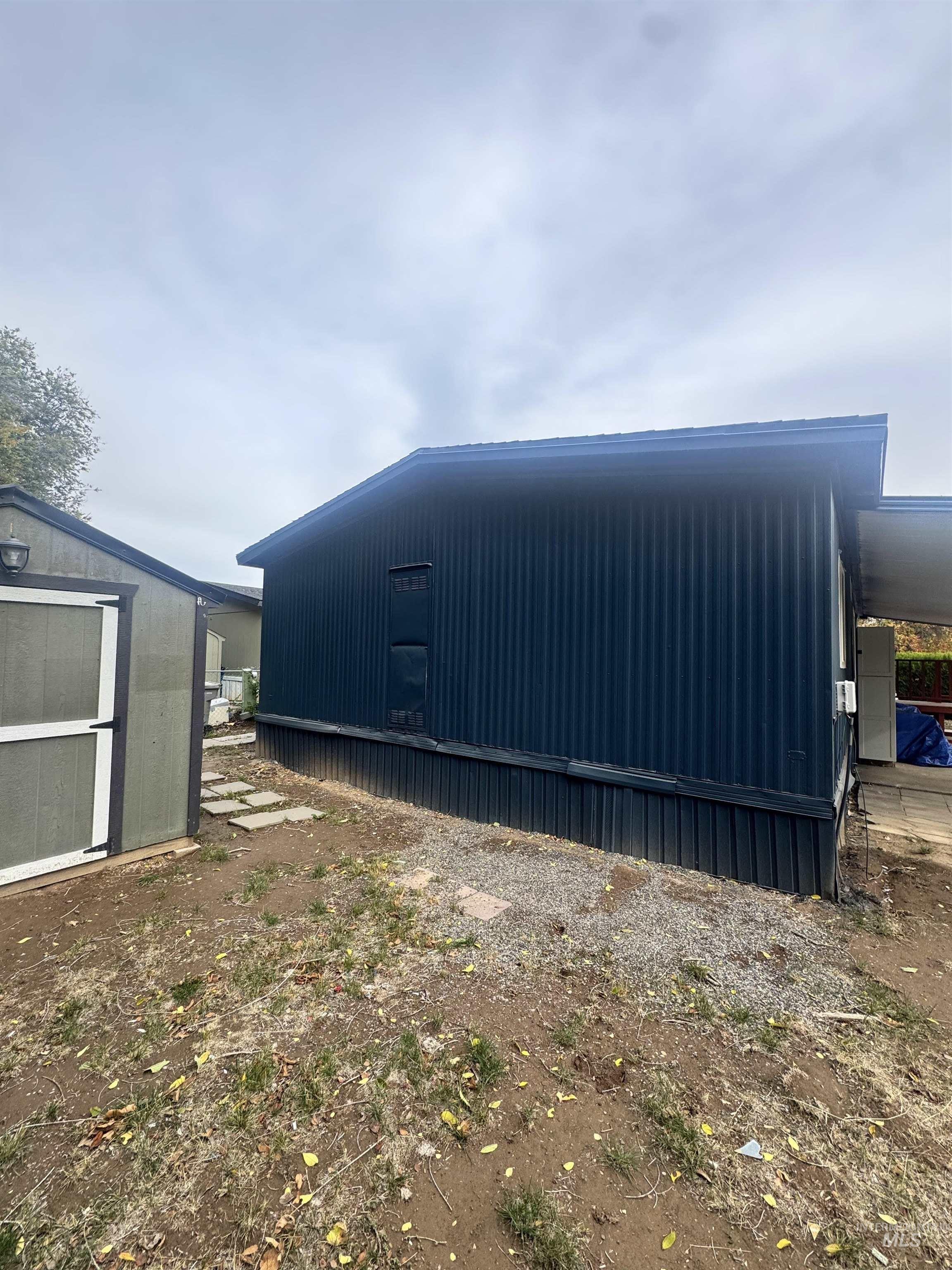 621 N Timathy, Boise, Idaho 83713, 3 Bedrooms, 2 Bathrooms, Residential For Sale, Price $105,000,MLS 98954158