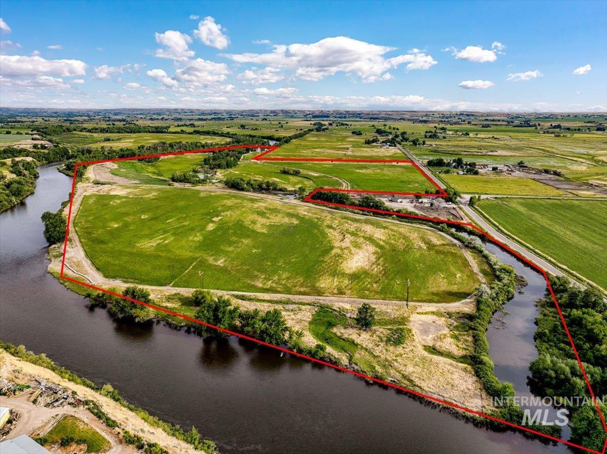 5200 Freemont Rd., New Plymouth, Idaho 83655, 3 Bedrooms, 2.5 Bathrooms, Farm & Ranch For Sale, Price $5,150,000, 98954174