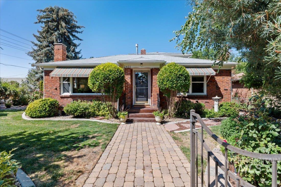 2401 N 26Th St, Boise, Idaho 83702, 4 Bedrooms, 2 Bathrooms, Residential Income For Sale, Price $1,350,000, 98954197