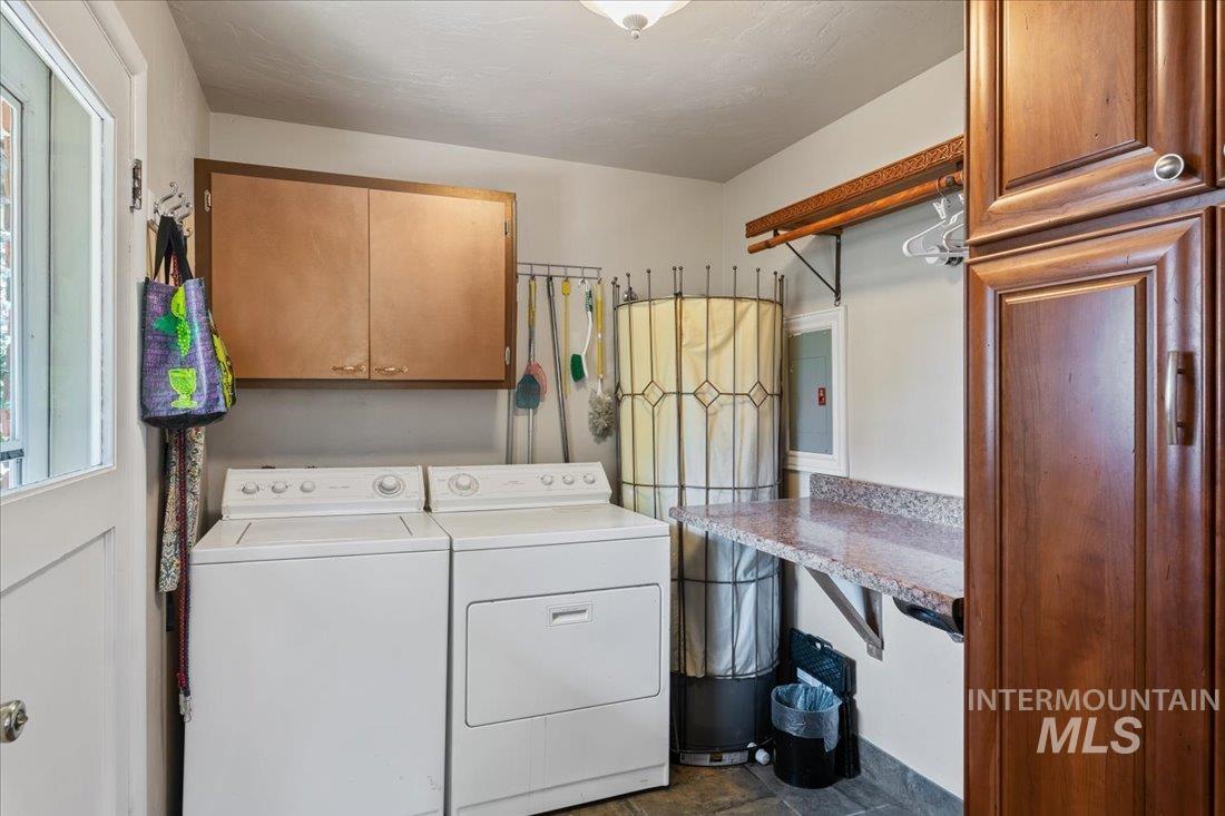 2401 N 26Th St, Boise, Idaho 83702, 4 Bedrooms, 2 Bathrooms, Residential Income For Sale, Price $1,350,000, 98954197