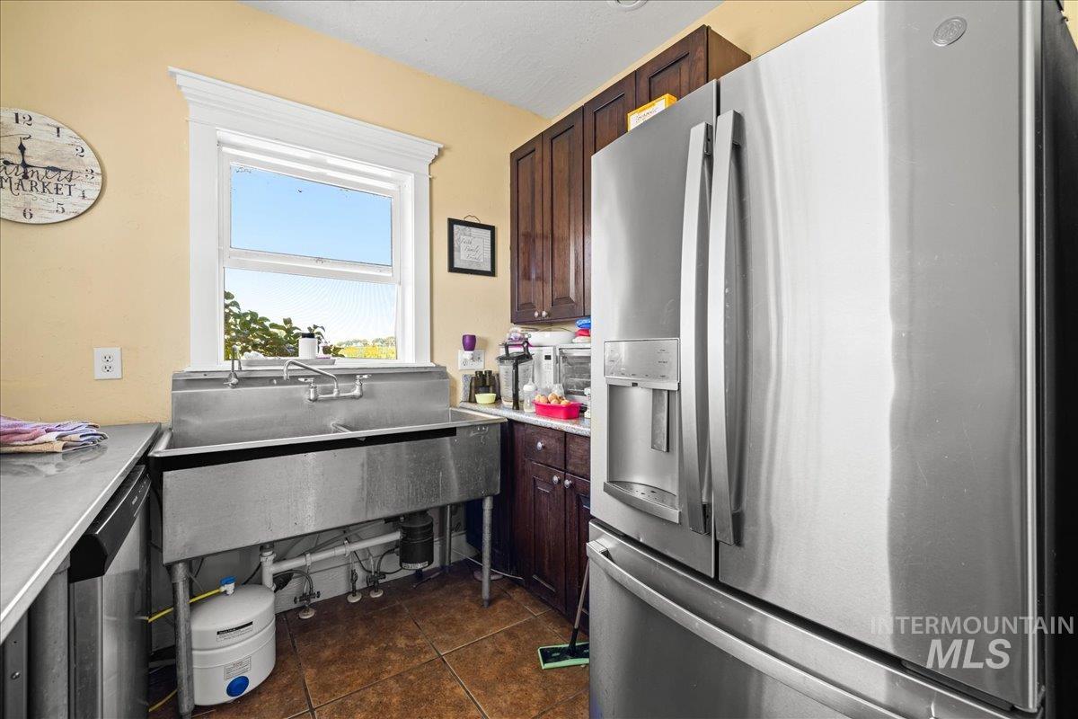 20169 Hoskins Rd, Caldwell, Idaho 83607, 4 Bedrooms, 3.5 Bathrooms, Residential For Sale, Price $1,140,000,MLS 98954238